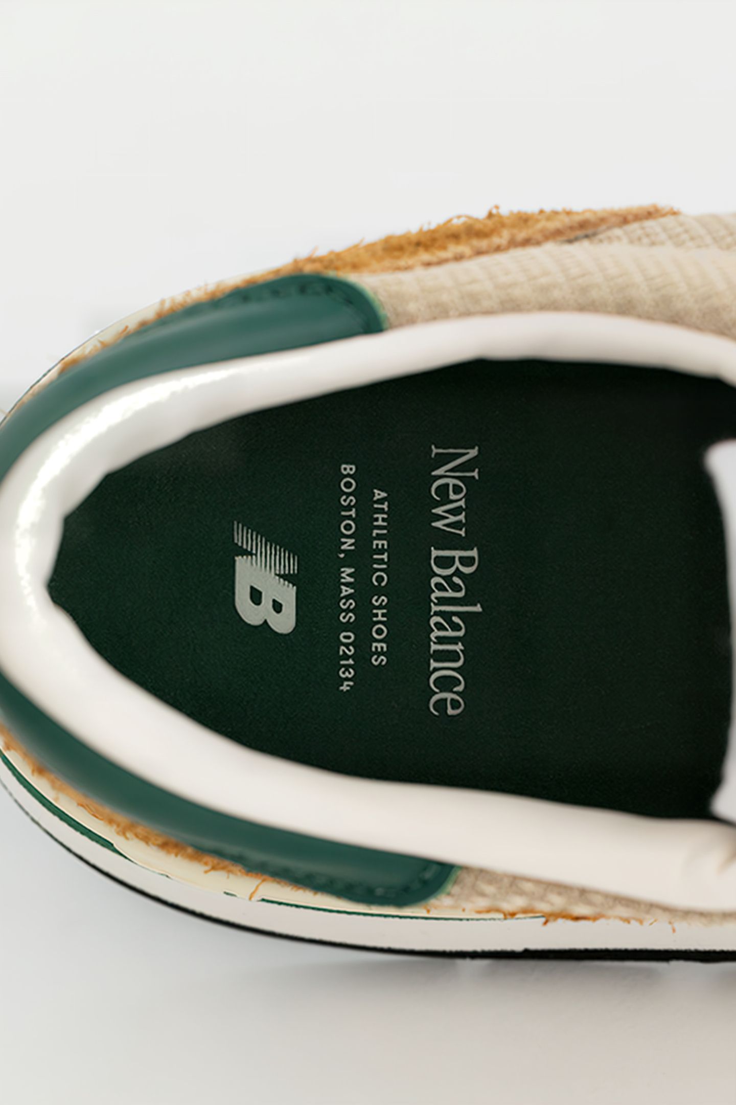 M990TG1 MADE IN USA SNEAKERS IN TAN 8