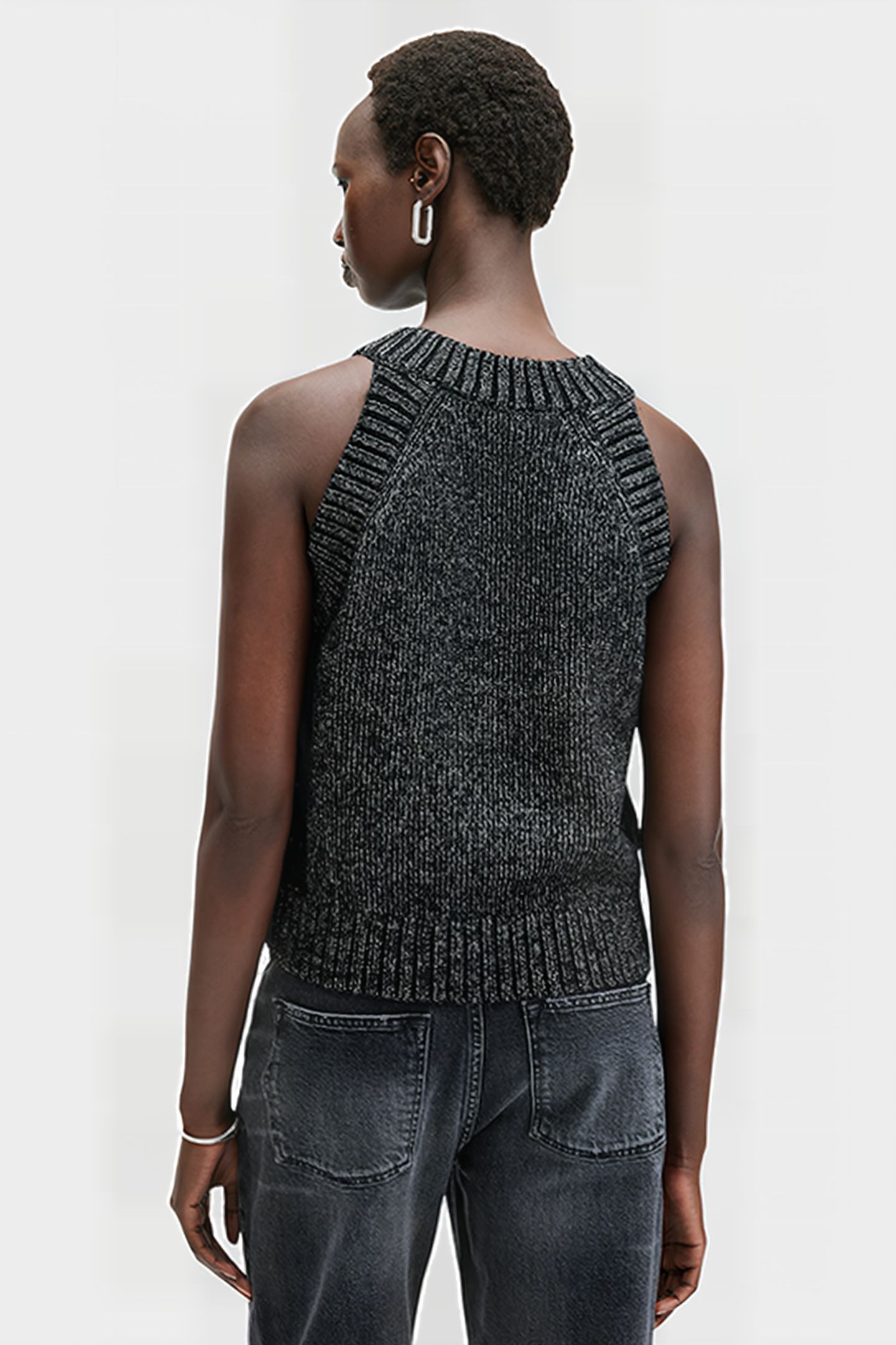 SABRINA TANK BLACK 2