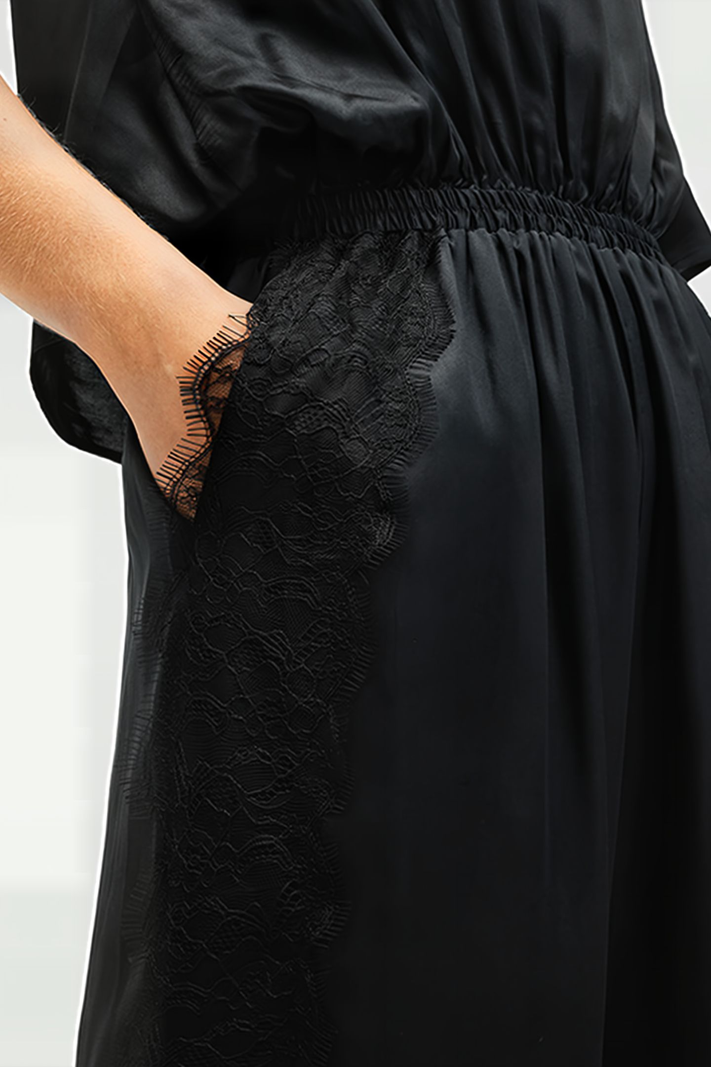 MARI JUMPSUIT BLACK 9