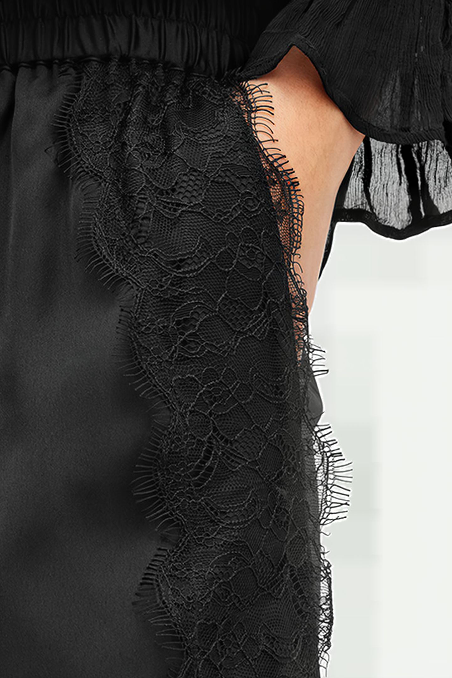 TYLER LACE TROUSER BLACK 9