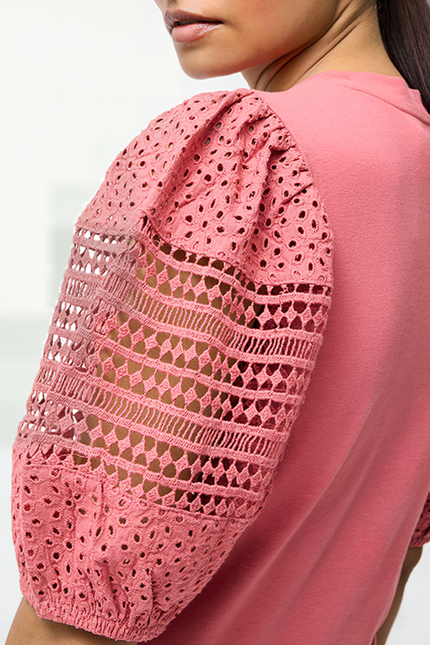 CROCHET LACE PUFF SLEEVE TOP ROSE KISS 4