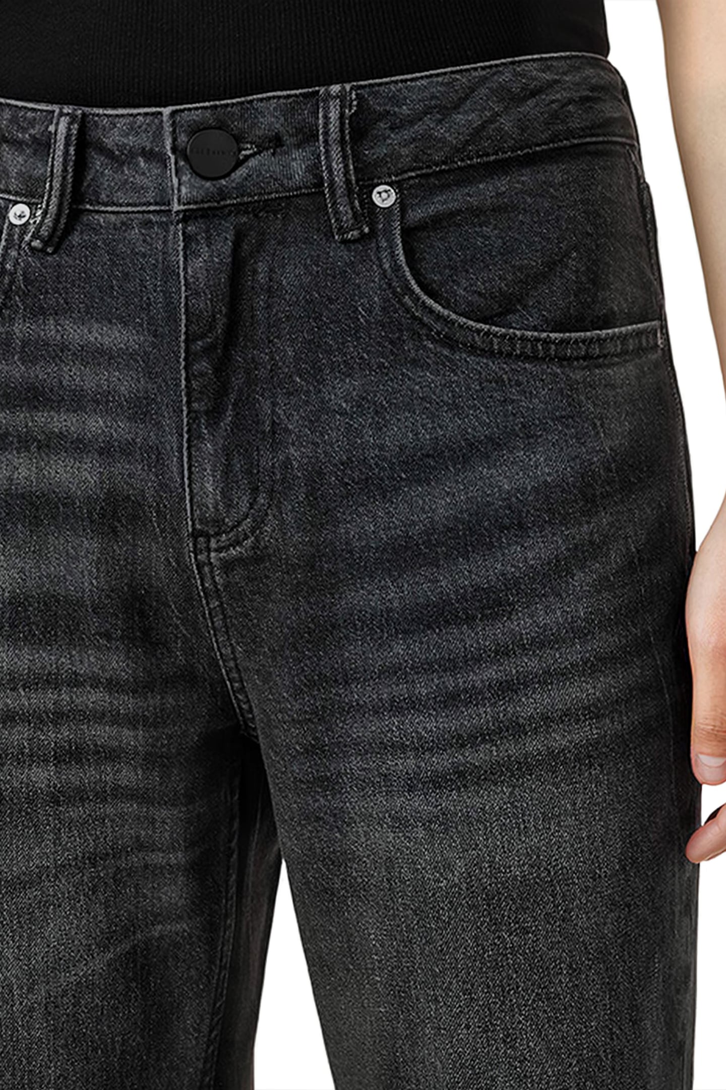 IDA CROPPED EMB JEAN BLACK 8