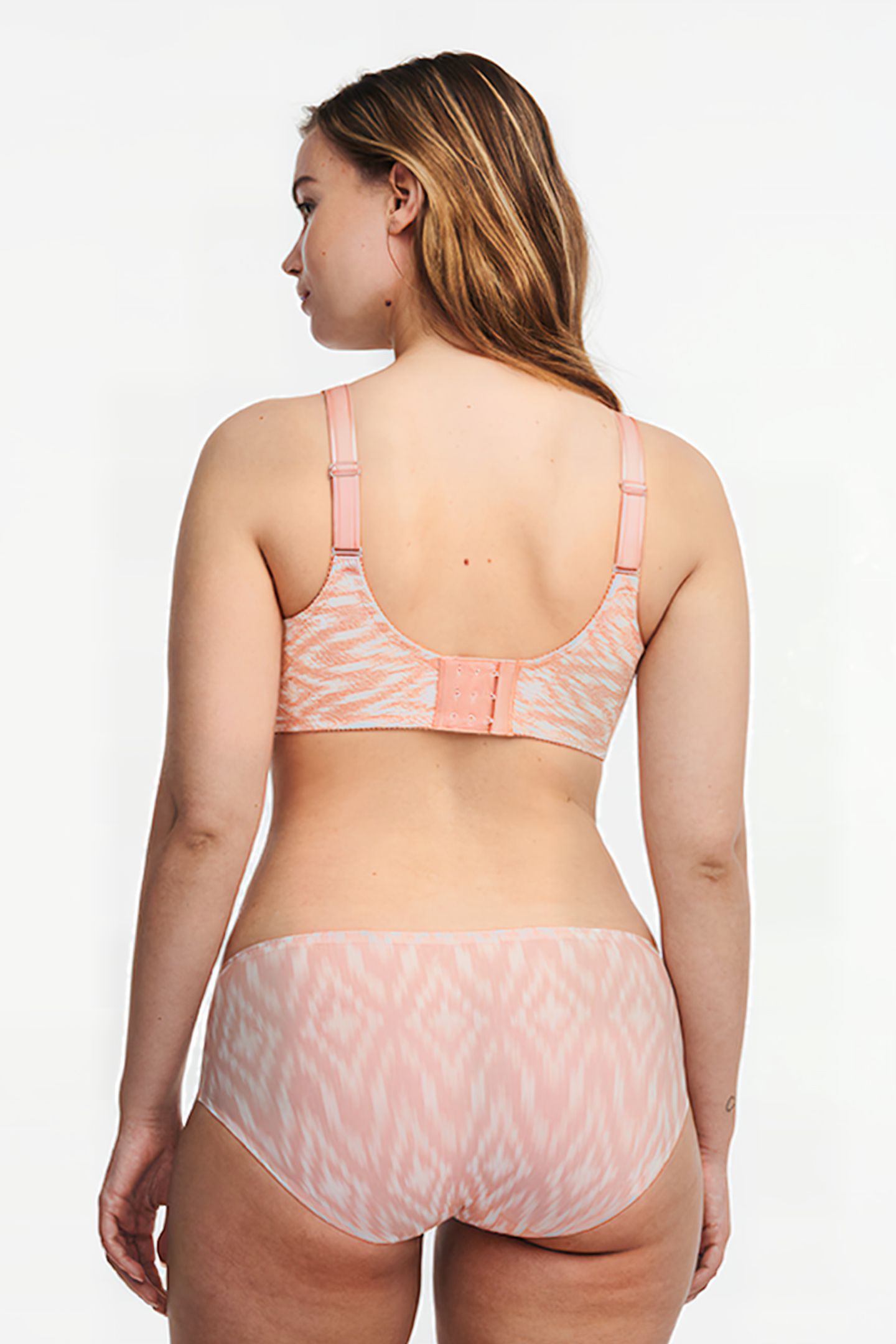 CO BRA UNDERW. VERY COVERING MOLDED IKAT PRINT 2