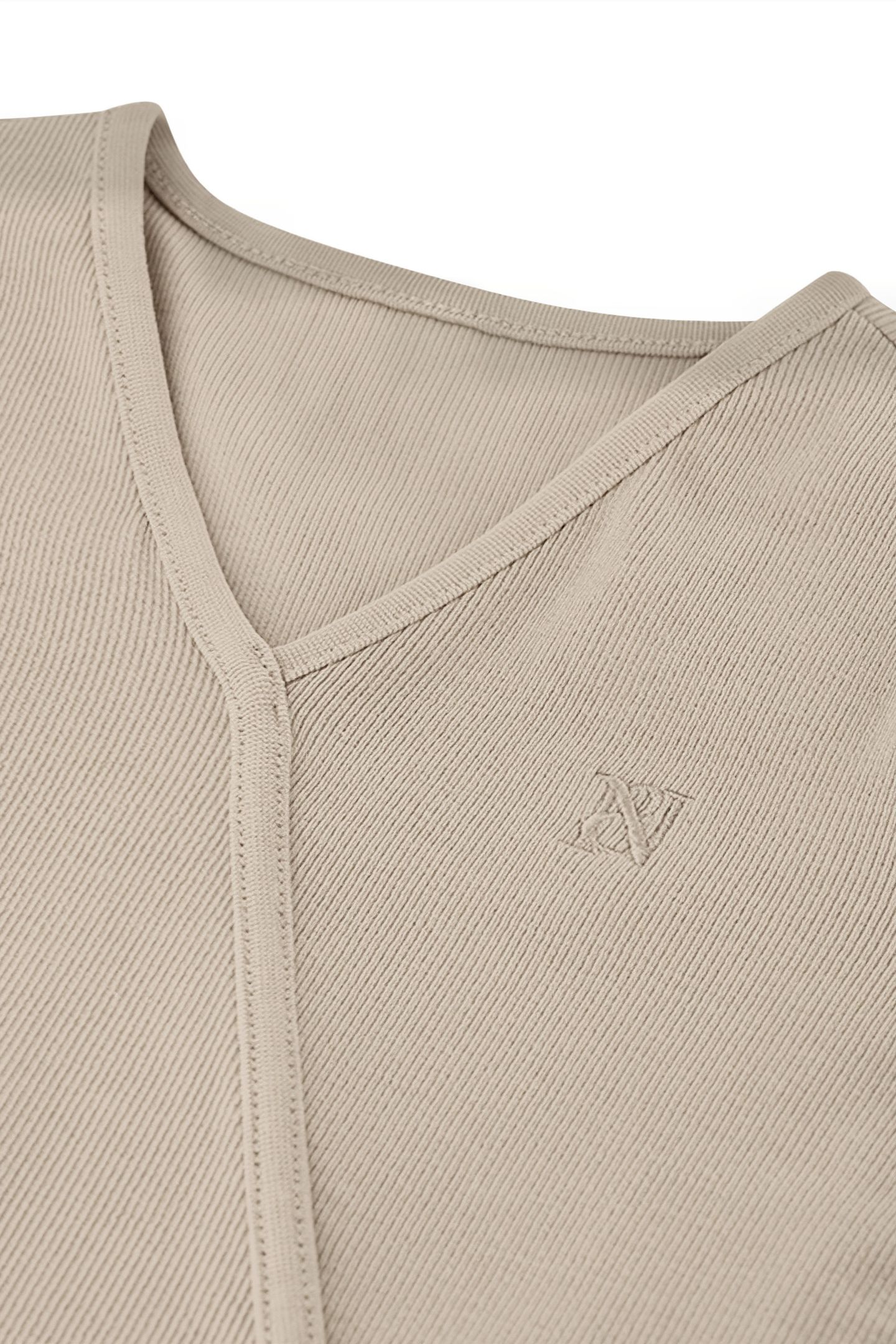 LETTUCE V-NECK NUT BEIGE 3