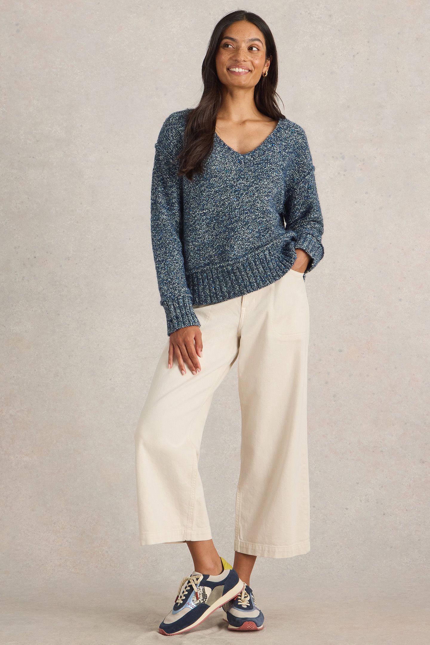 TAMMY TEXTURED V NECK DARK NAVY 3