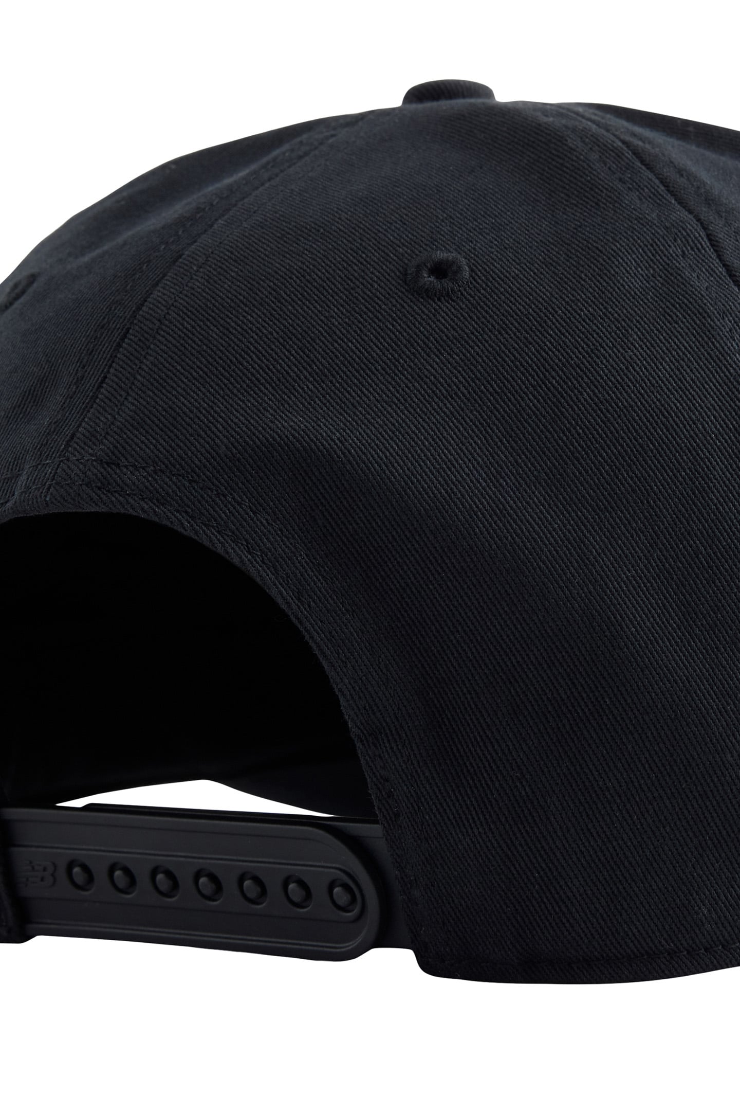 NB CAP IN BLACK 8
