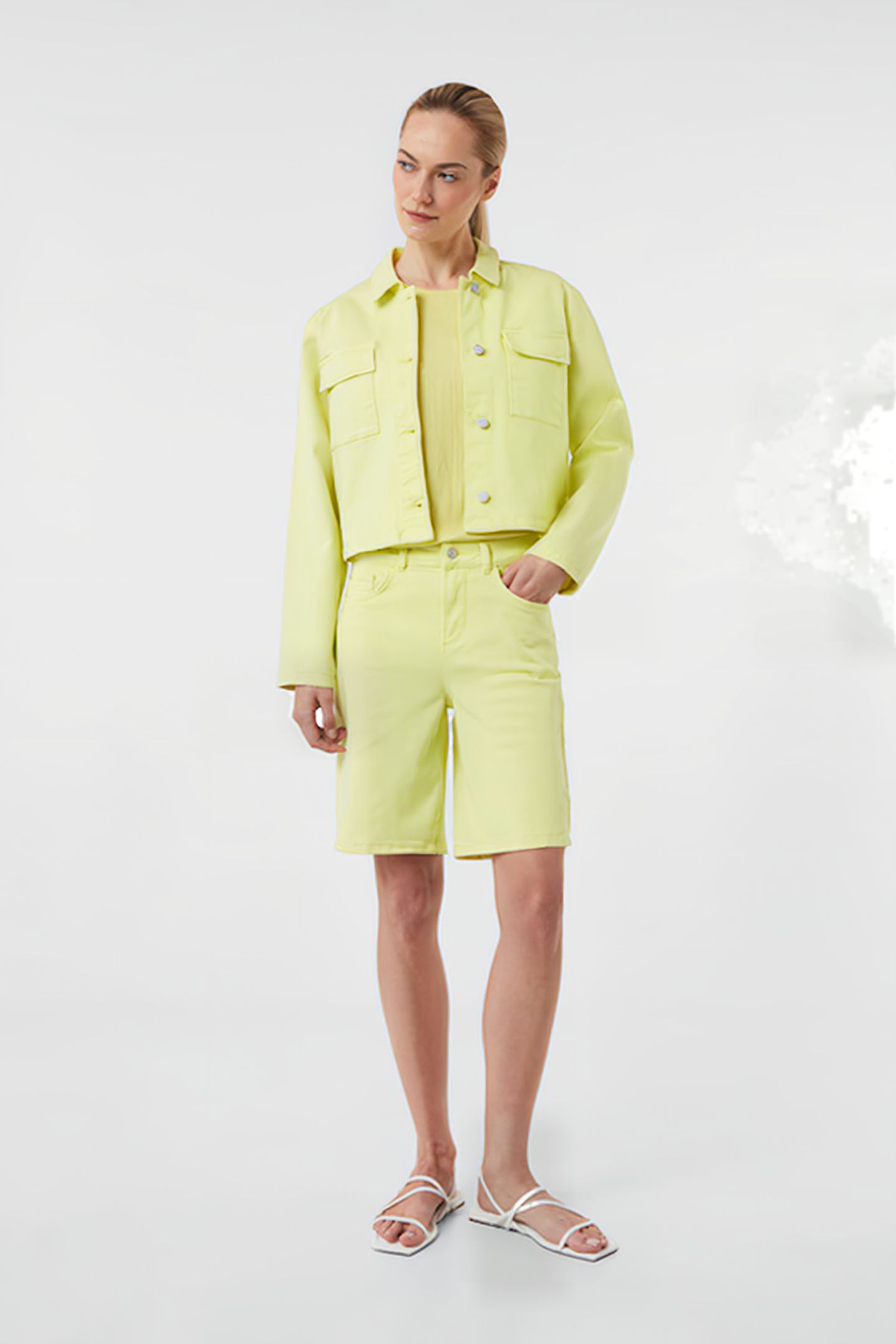 COMMA JACKETS INDOOR GREEN 2