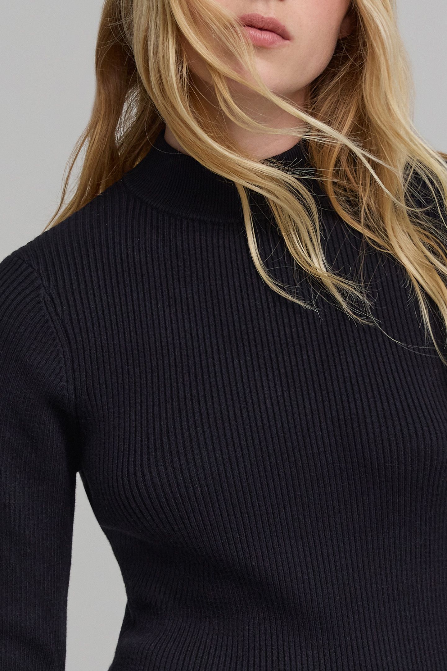 LONG BLACK RIBBED KNIT TUBE DRESS 4