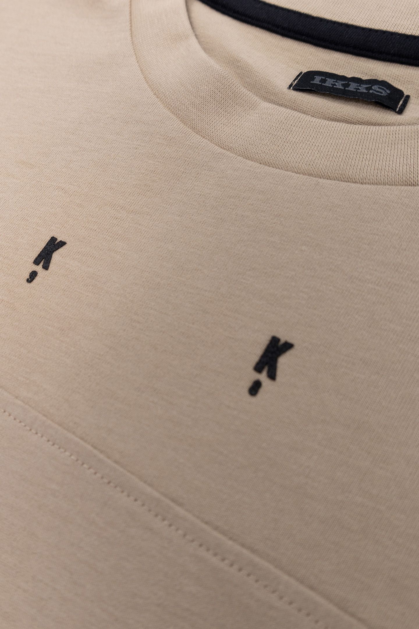 BOY'S BEIGE ORGANIC COTTON MAXI VISUAL BACK T-SHIRT 6