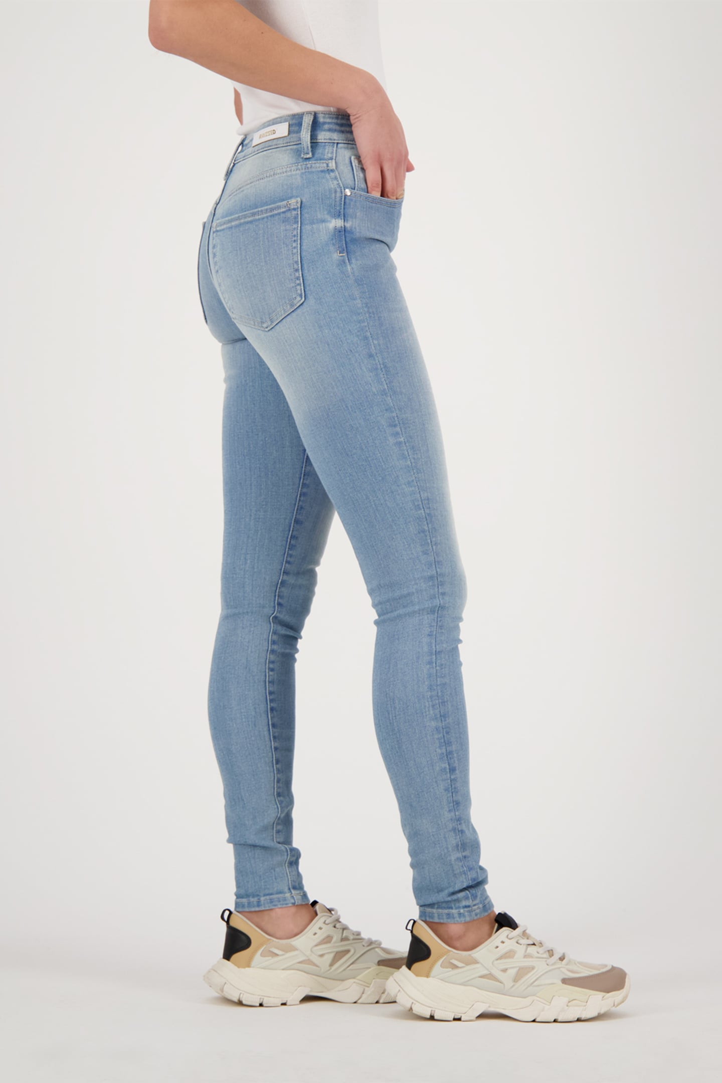 MONTANA JEANS LIGHT BLUE STONE 9