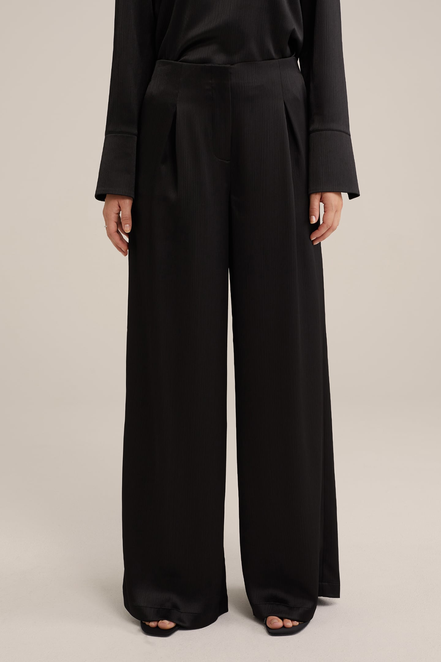 TROUSER BLACK 1