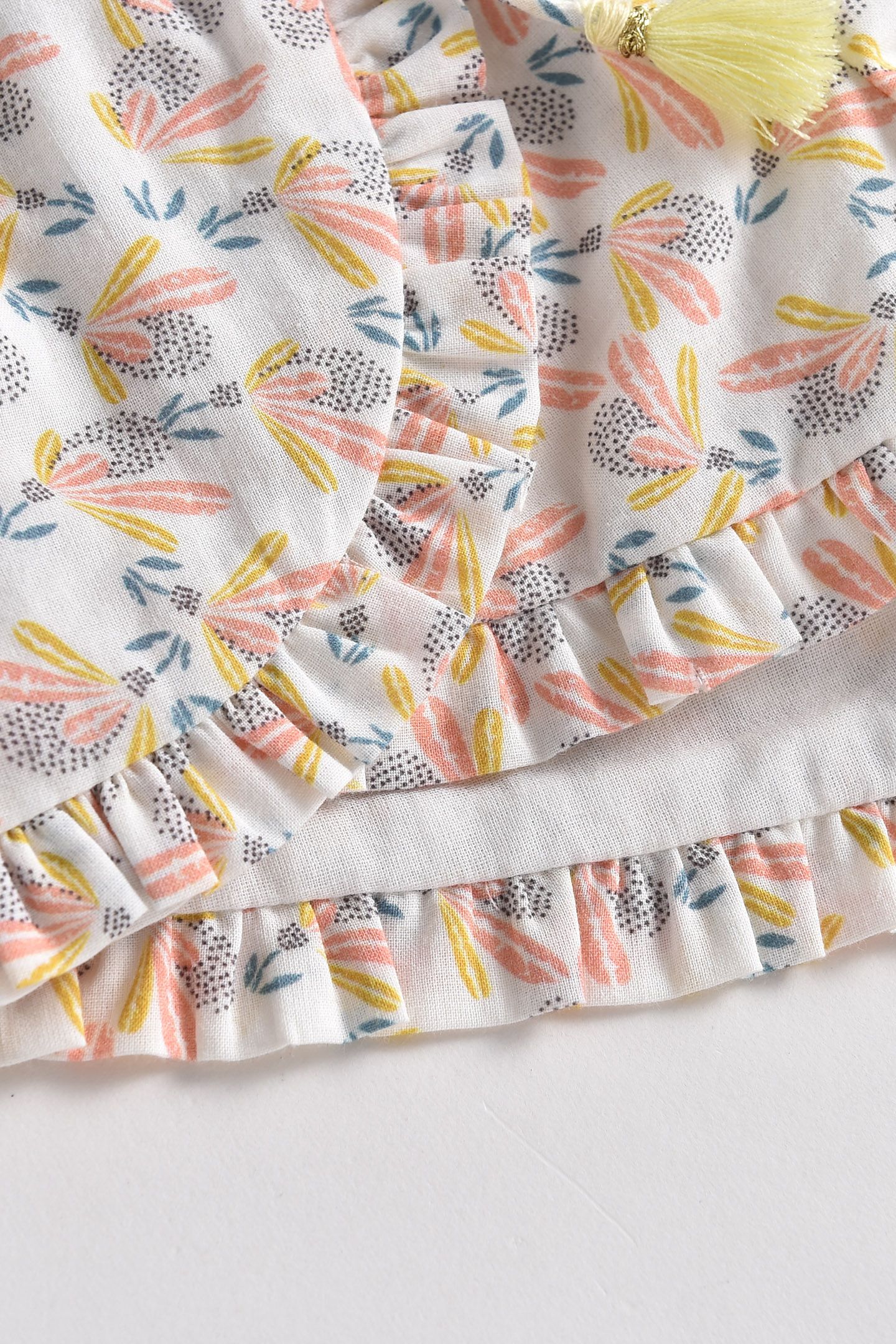 SHORTS ASHA CREAM PETALS 6