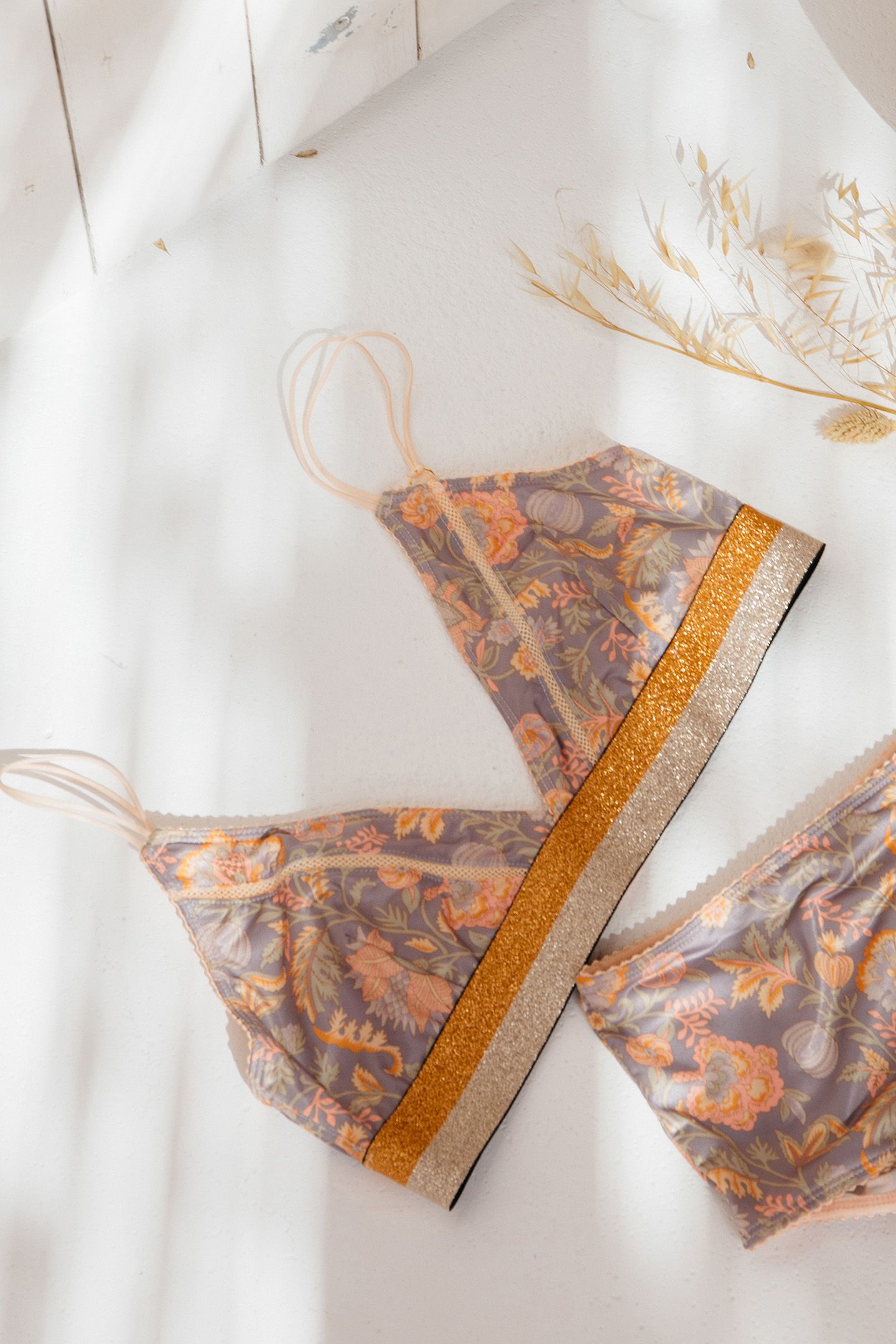 BRA SHOSHA CALIFORNIA FLOWERS 5