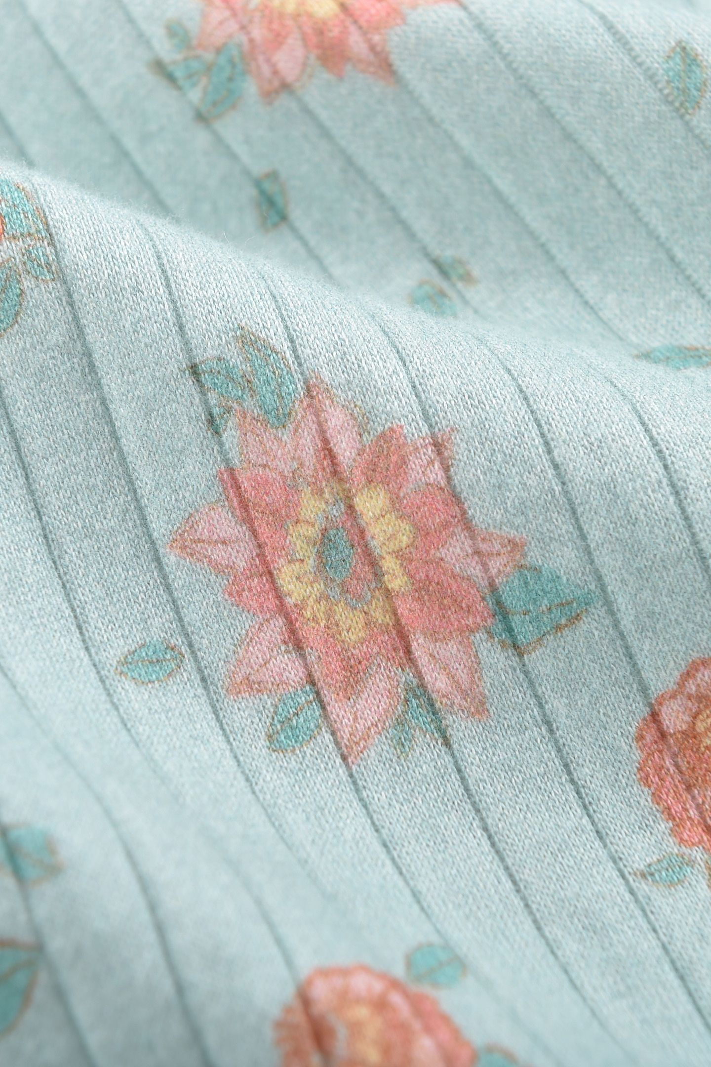 TOP ANGIKA VINTAGE BLUE FLOWERS 9