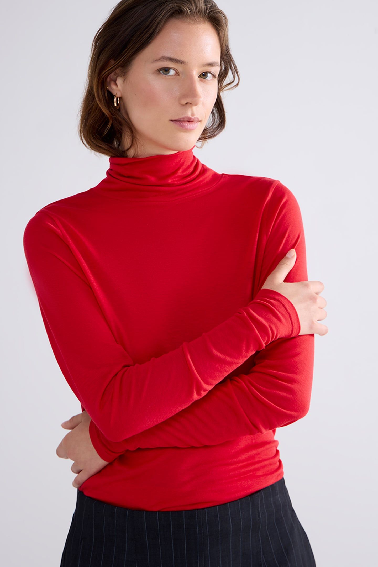 TURTLE NECK TOP LYOCELL WOOL BASICS TRUE RED 1