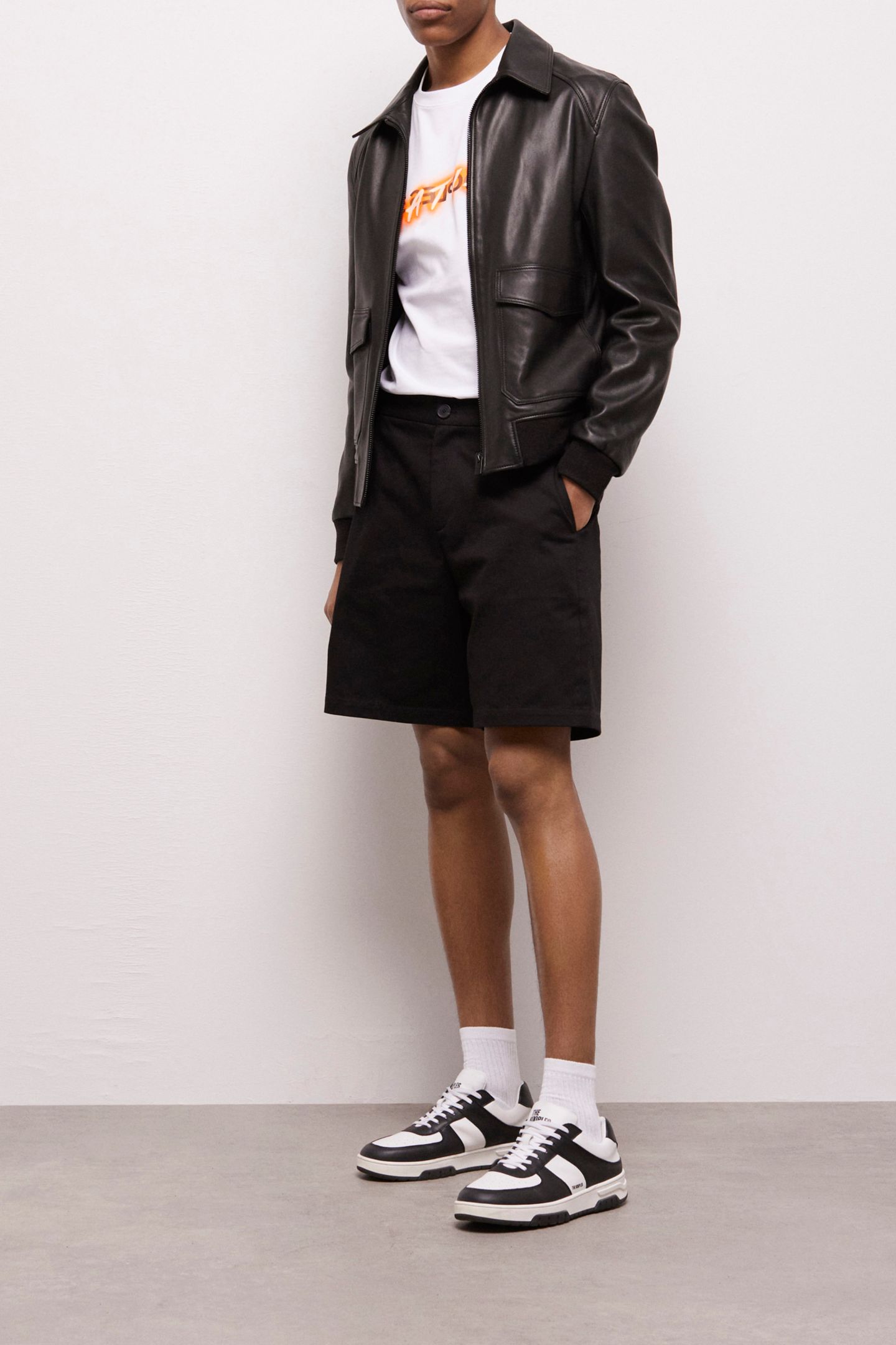 SHORTS ONLY BLACK 5