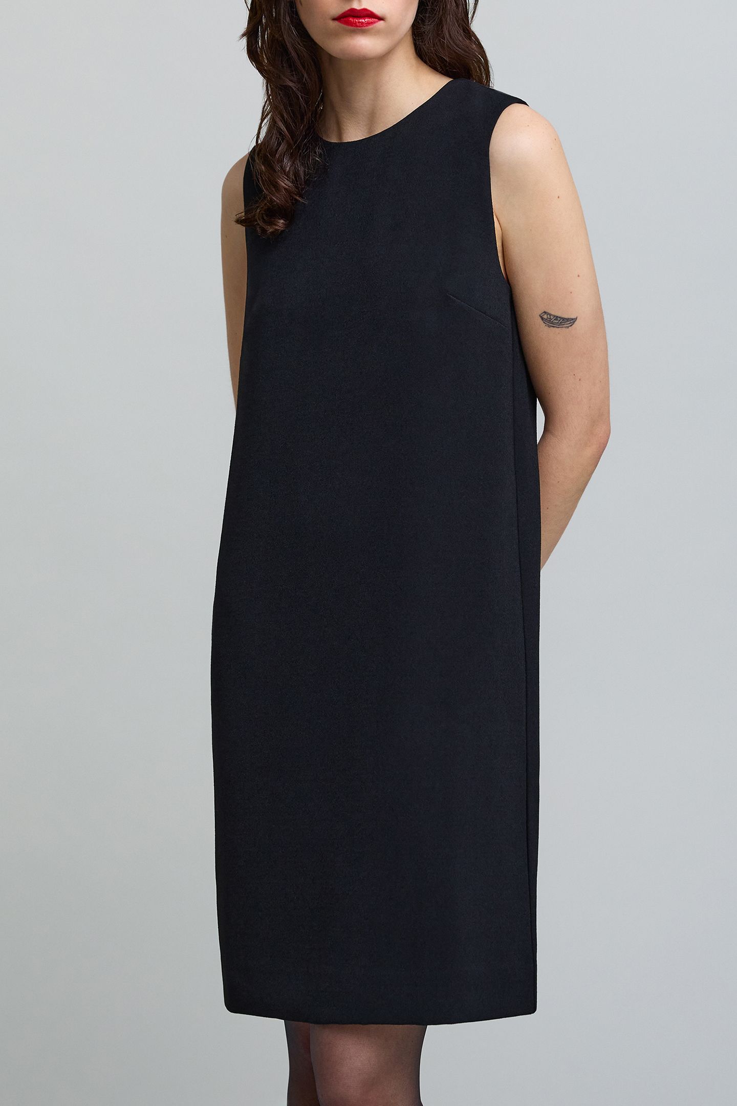 BLACK JEWEL-BACK CHASUBLE DRESS 1