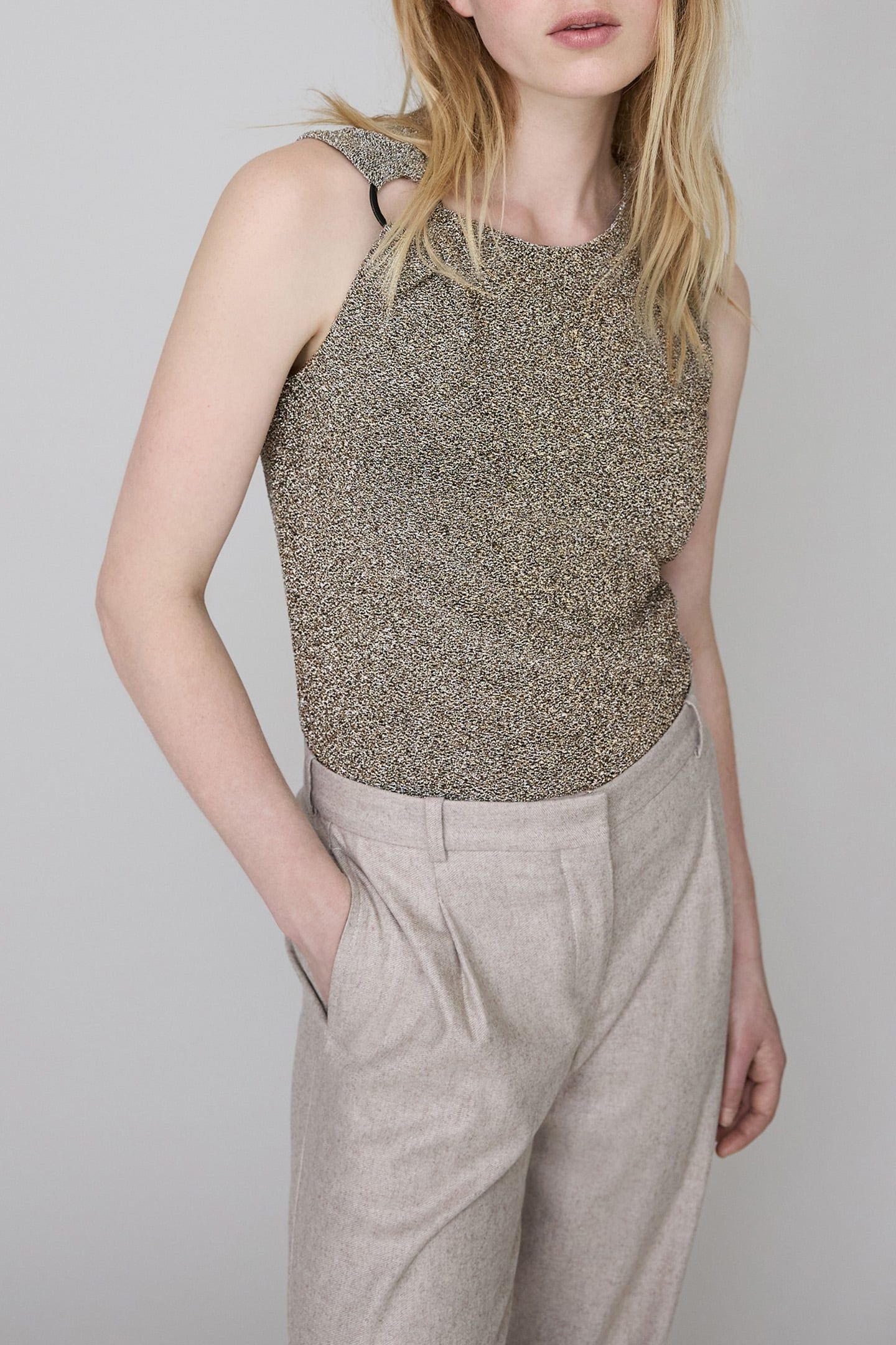 PURE EDITION-ASYMMETRICAL LUREX MESH TOP 1