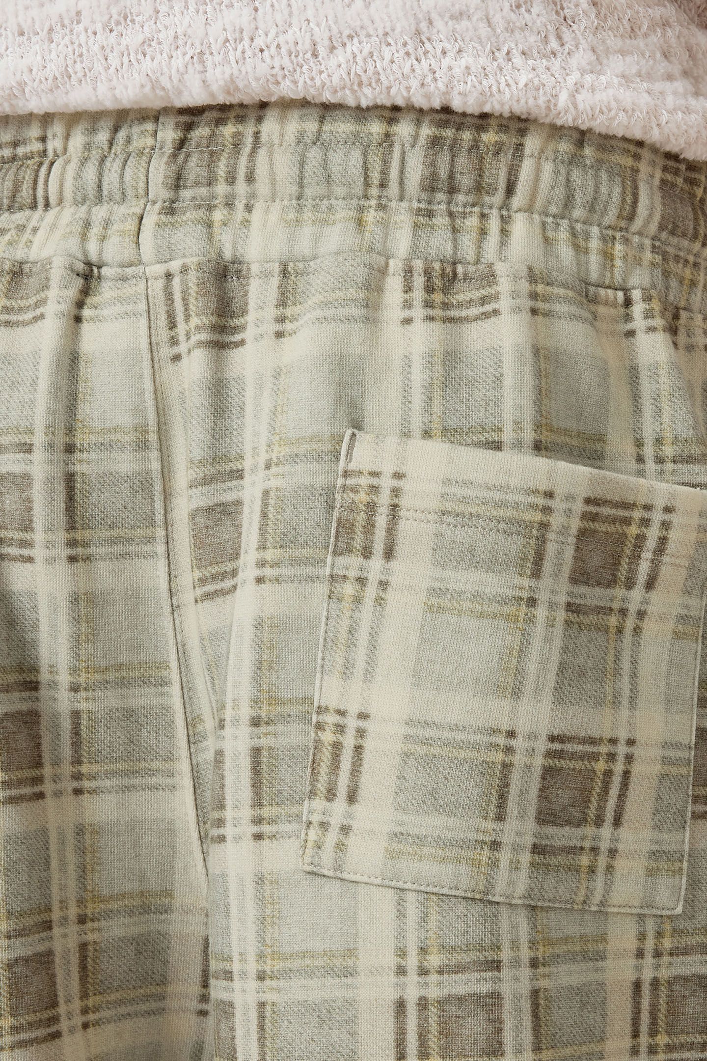 BENJI SWEATSHORT DUSTY LIGHT BROWN 6