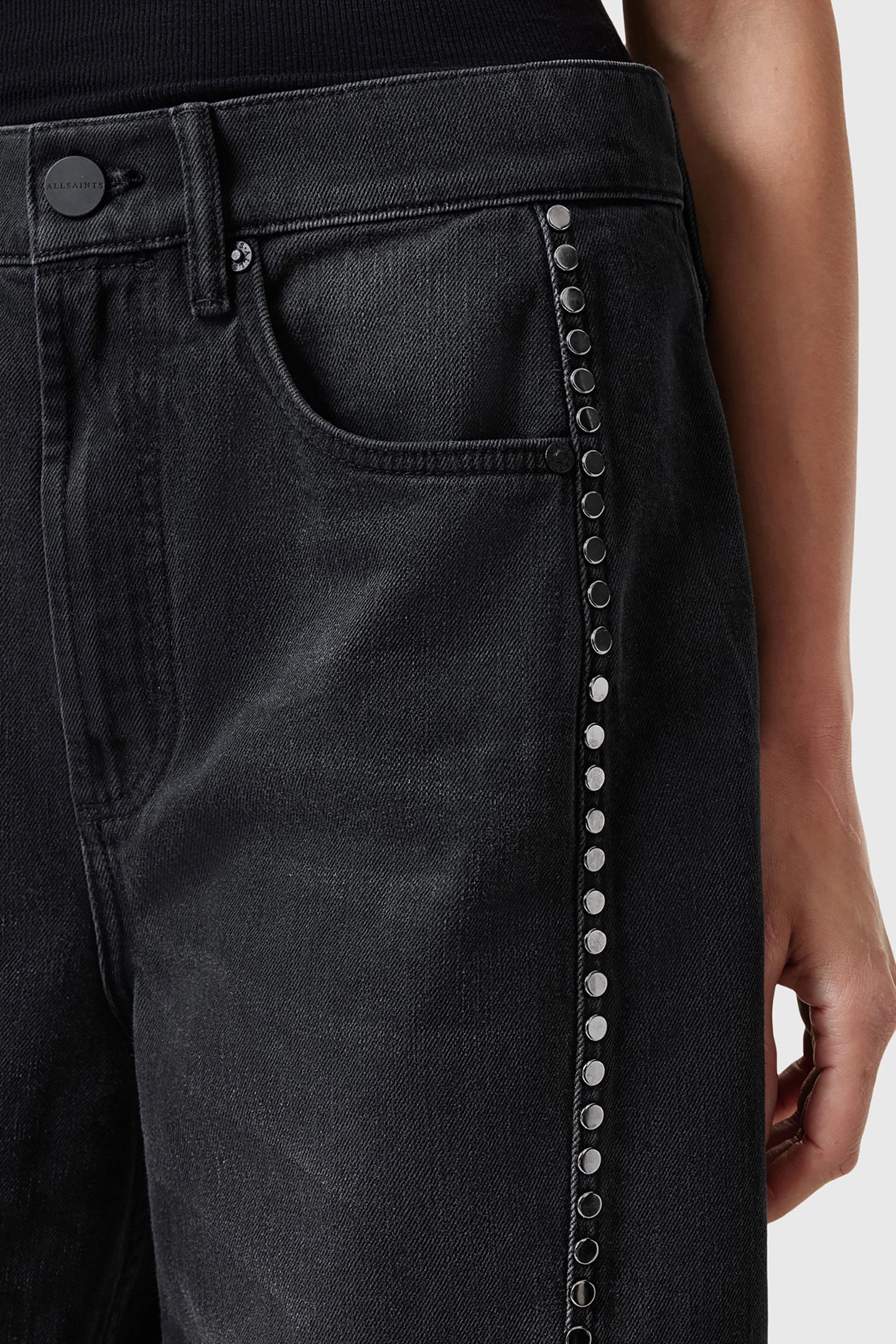 FRANKIE STUD JEAN WASHED BLACK 6