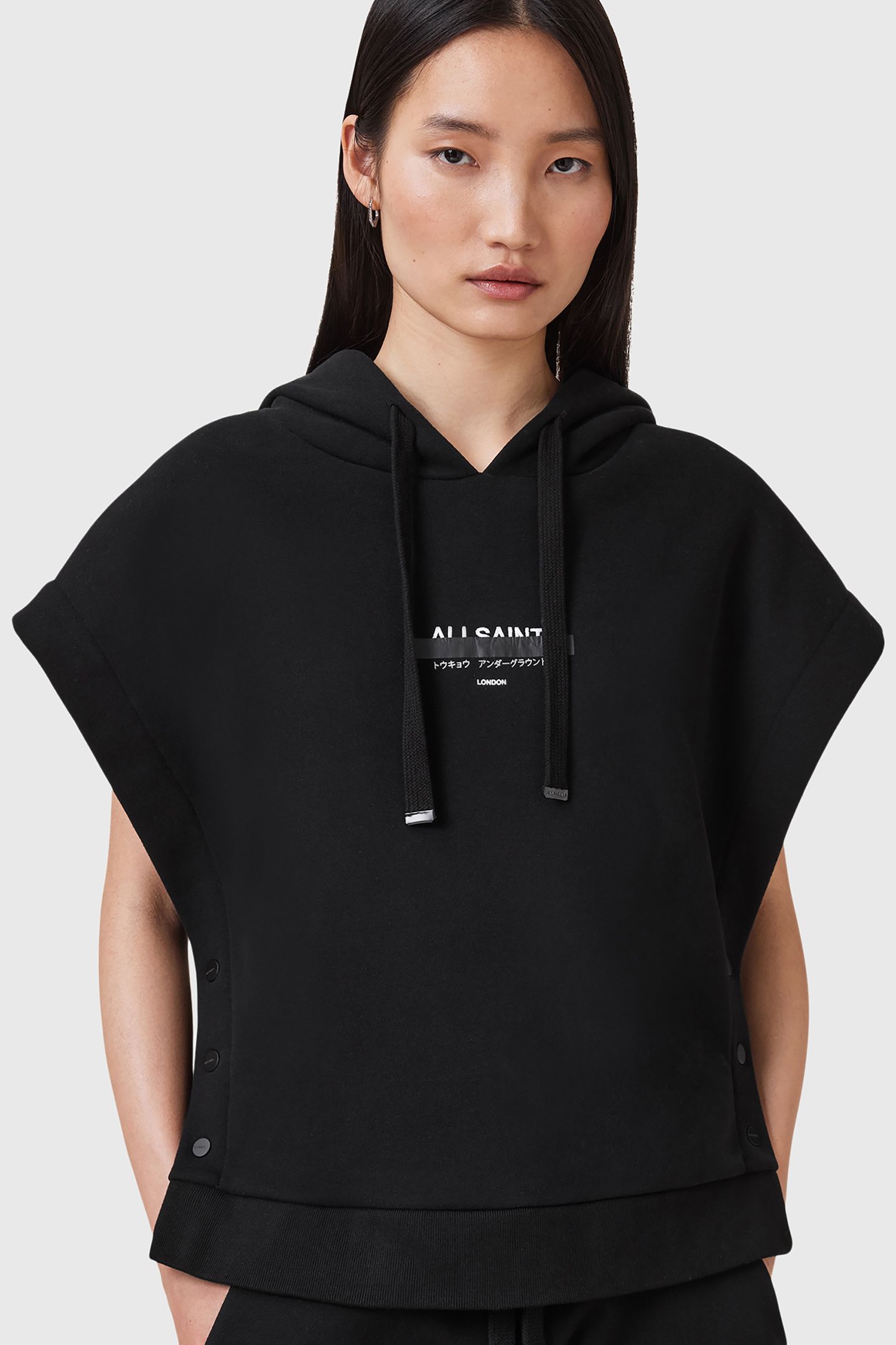 SORRI SL HOODY BLACK 8