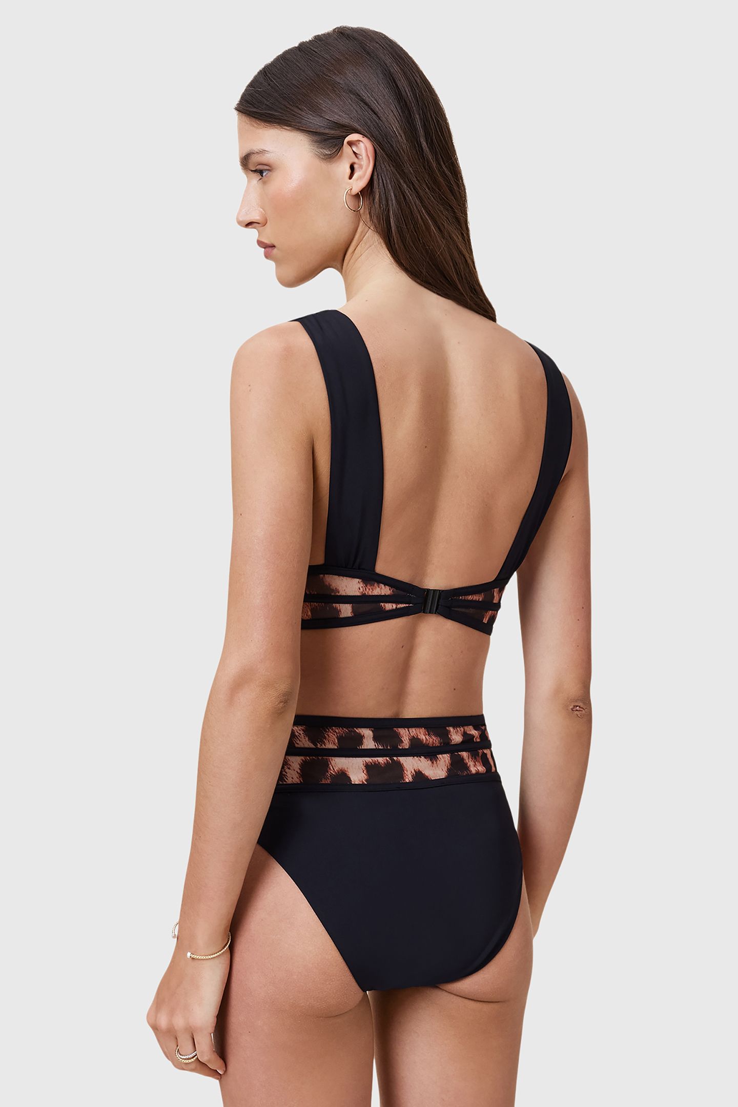 XALIA BIKINI TOP BLACK 2