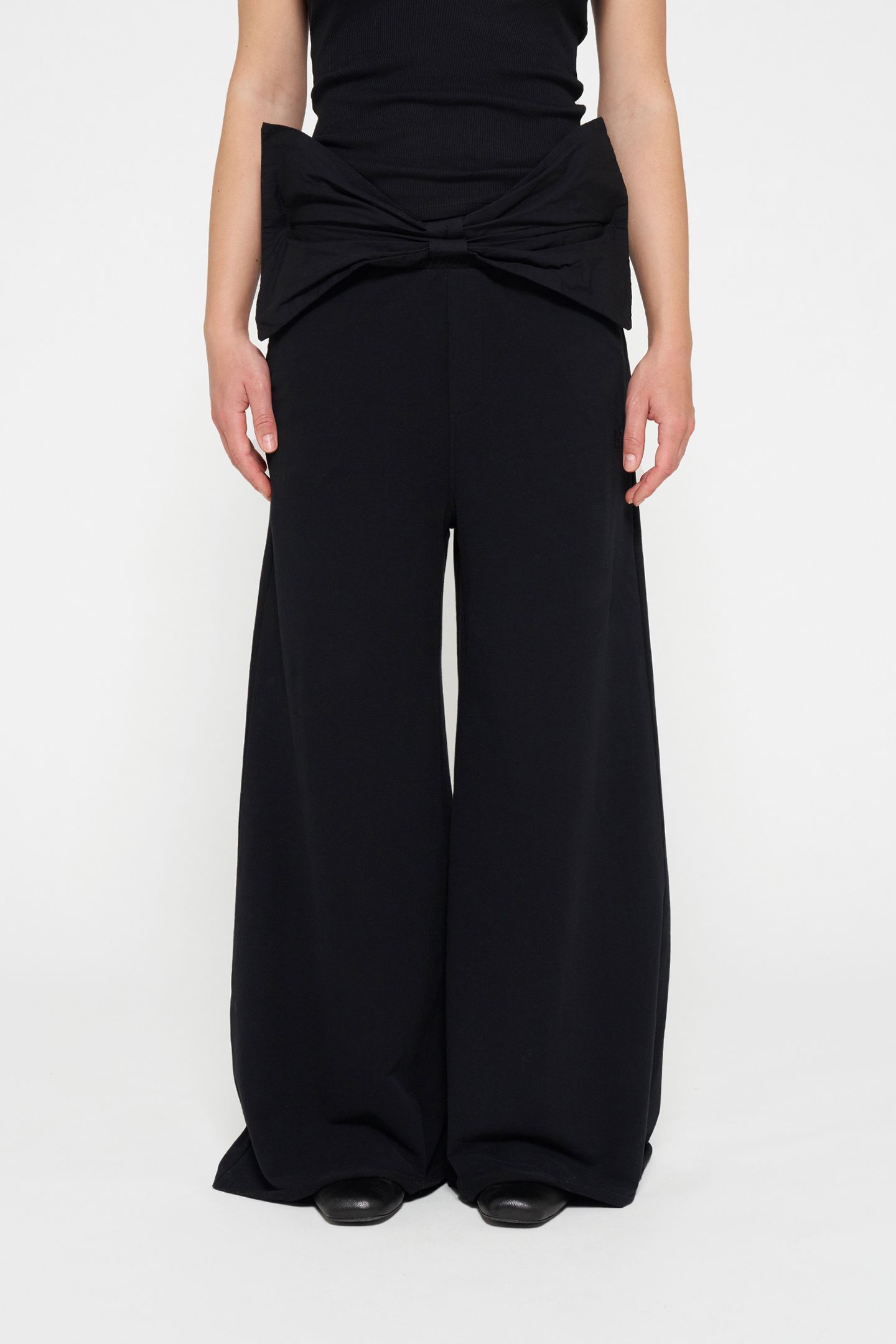 WIDE LEG JOGGER BOW BLACK 1