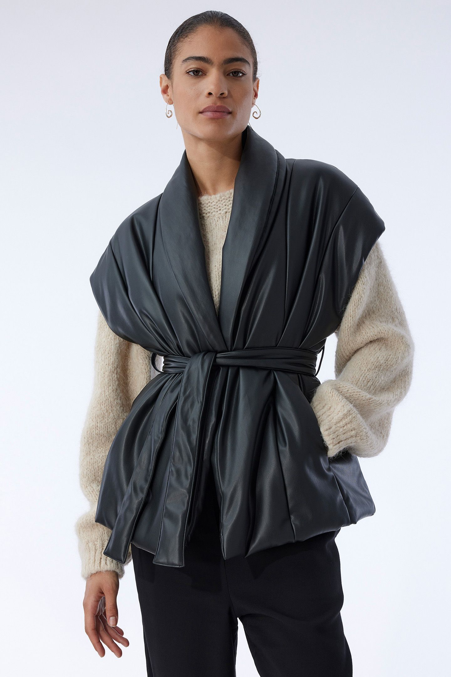 DREW JACKET BLACK 1
