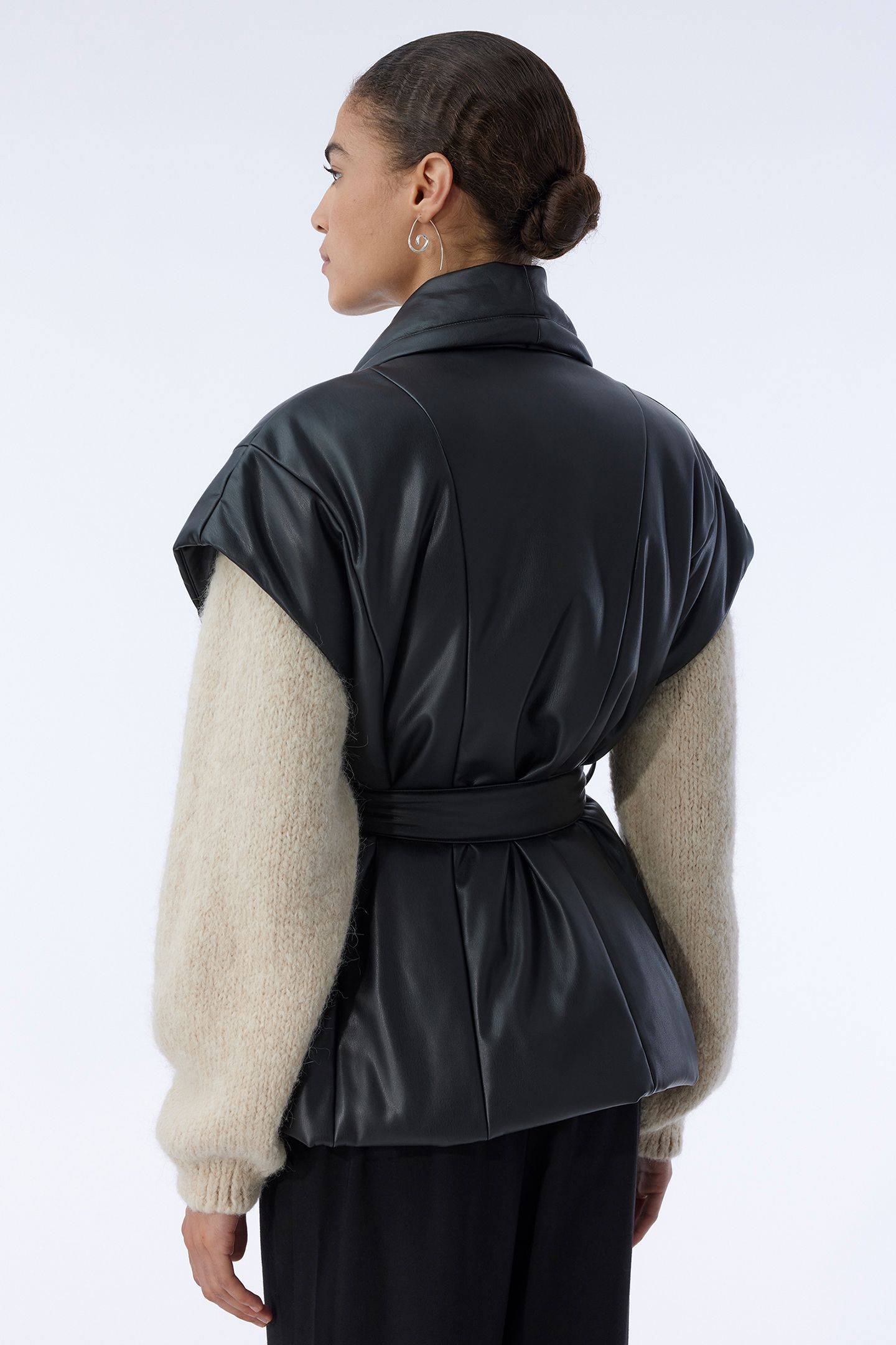 DREW JACKET BLACK 2