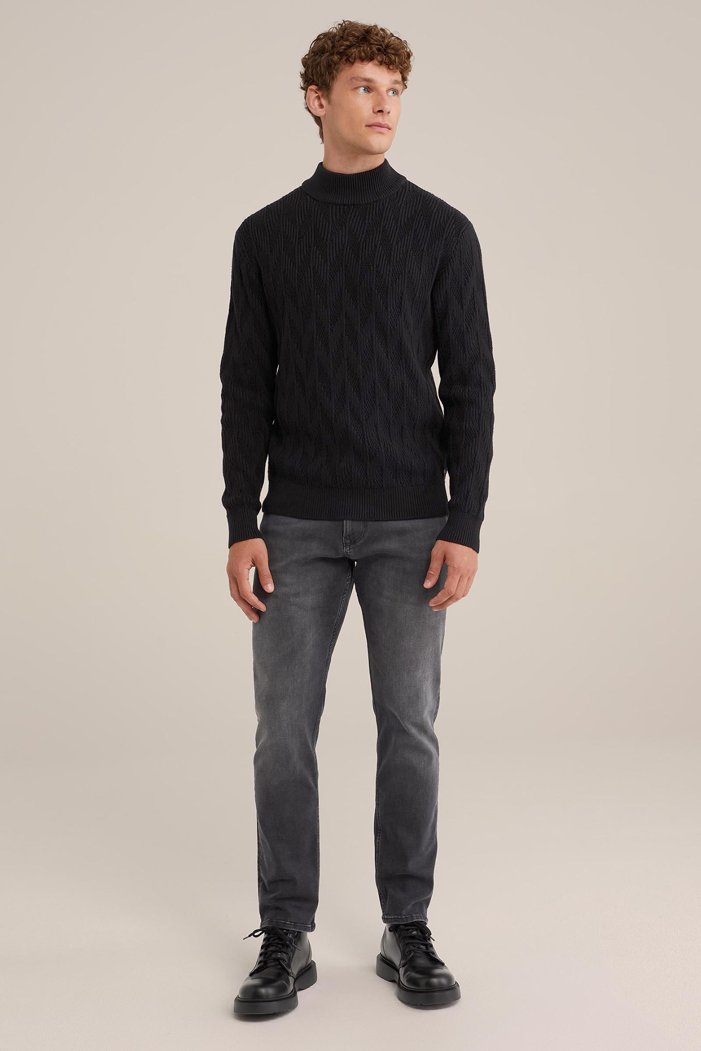 PULLOVER BLACK 3