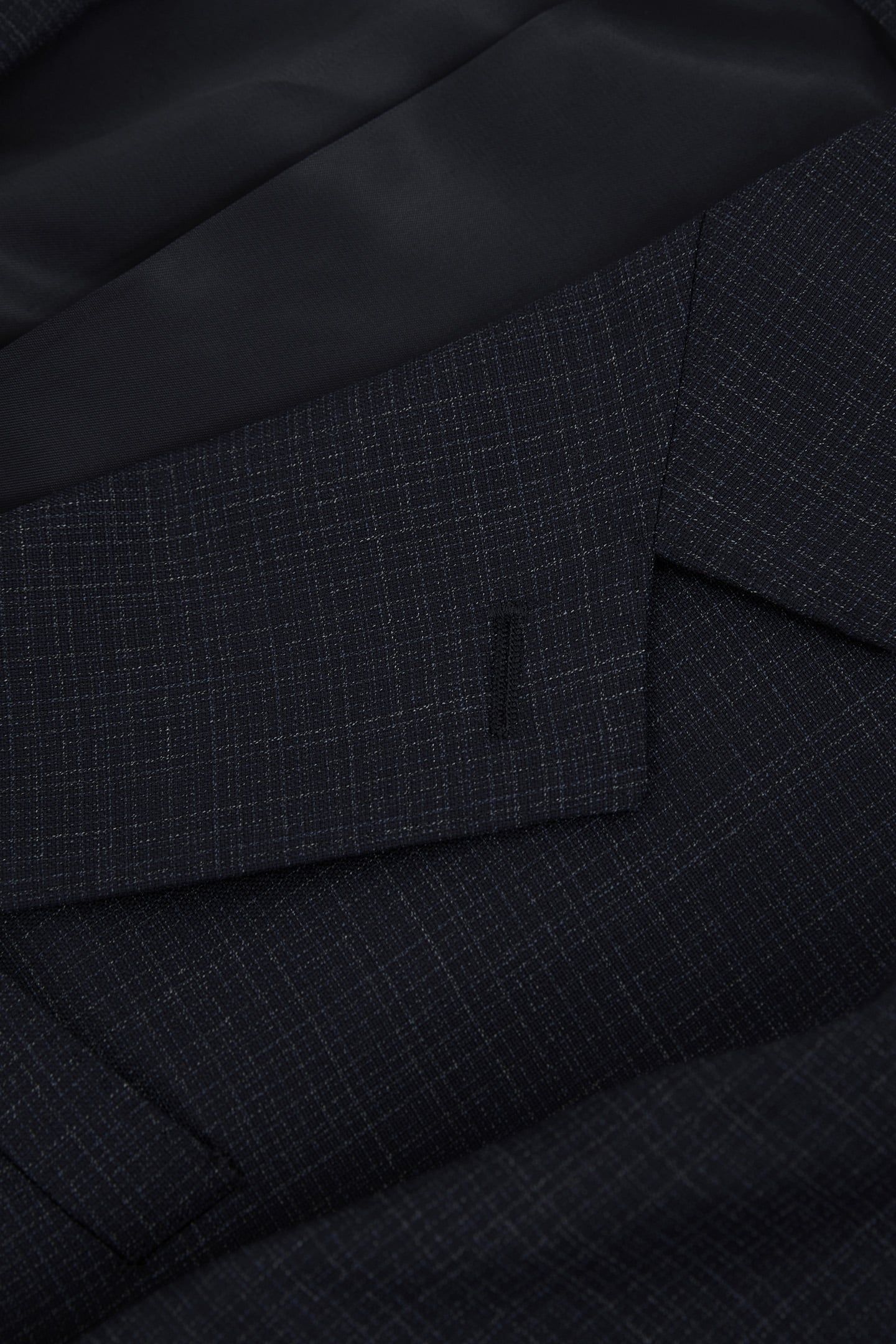 SB 2B NOTCH TEXTURED BLAZER NAVY 8