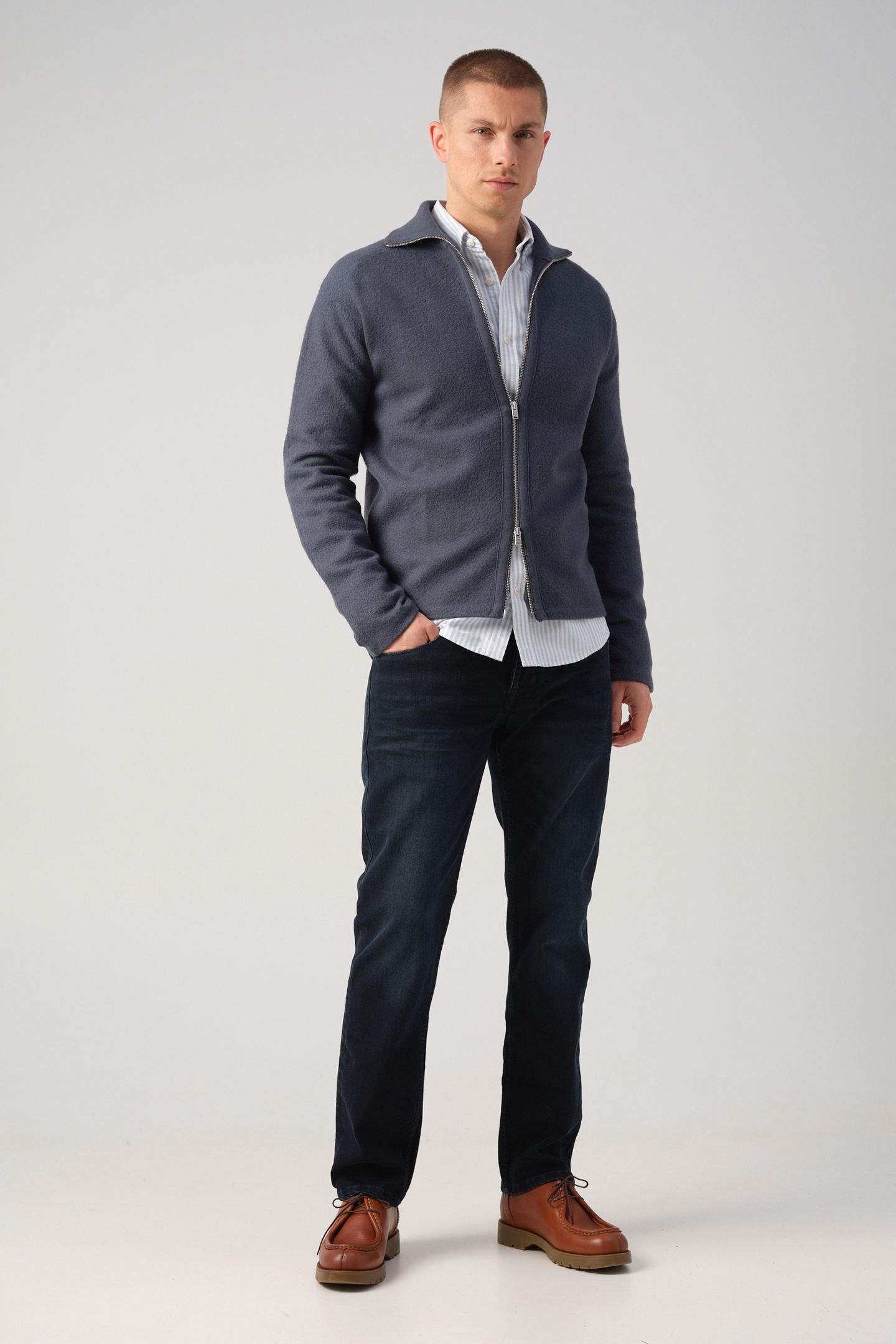 J.C. RAGS RANDY VEST OMBRE BLUE 2