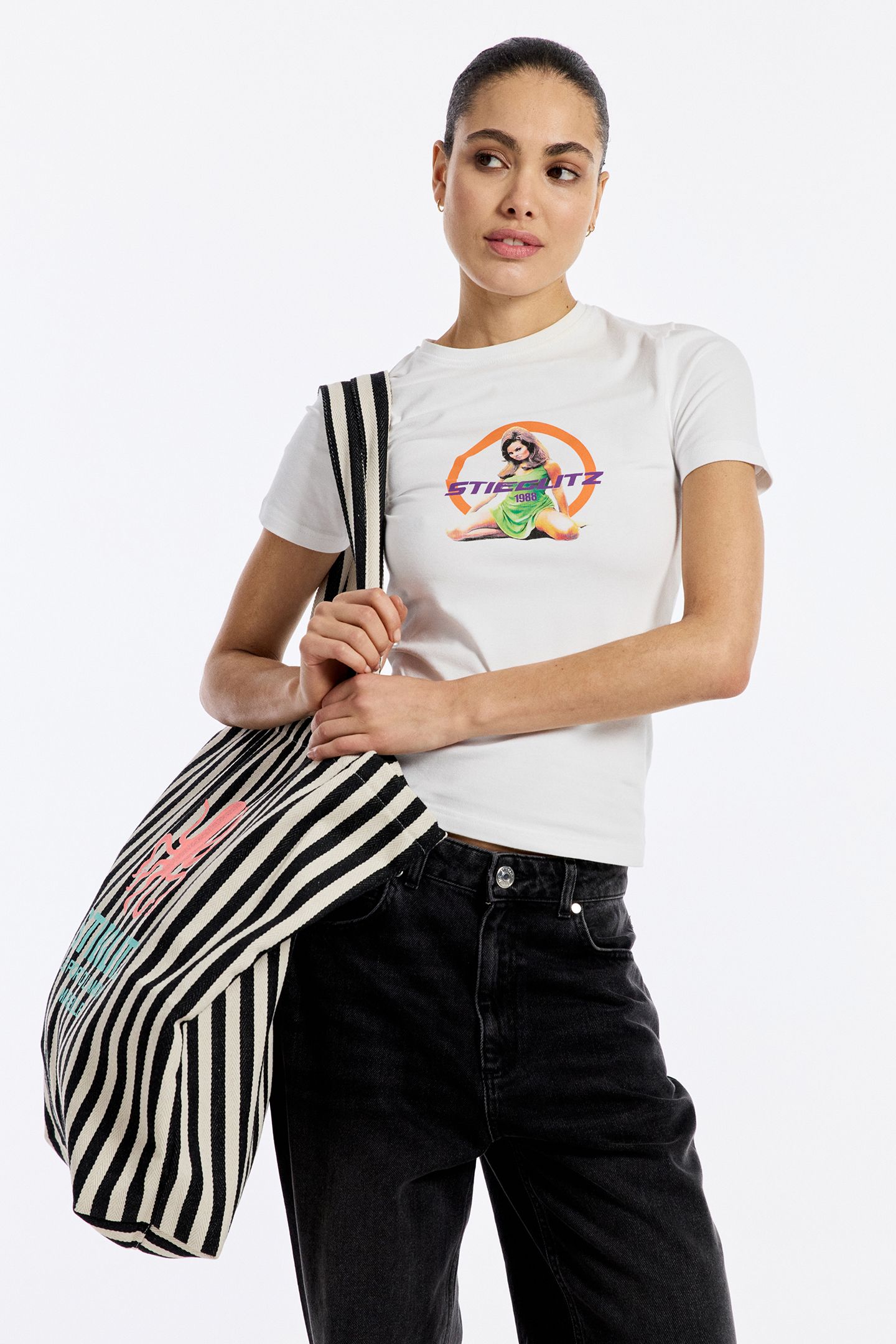 AIMEE SHORTSLEEVE TOP WHITE 4