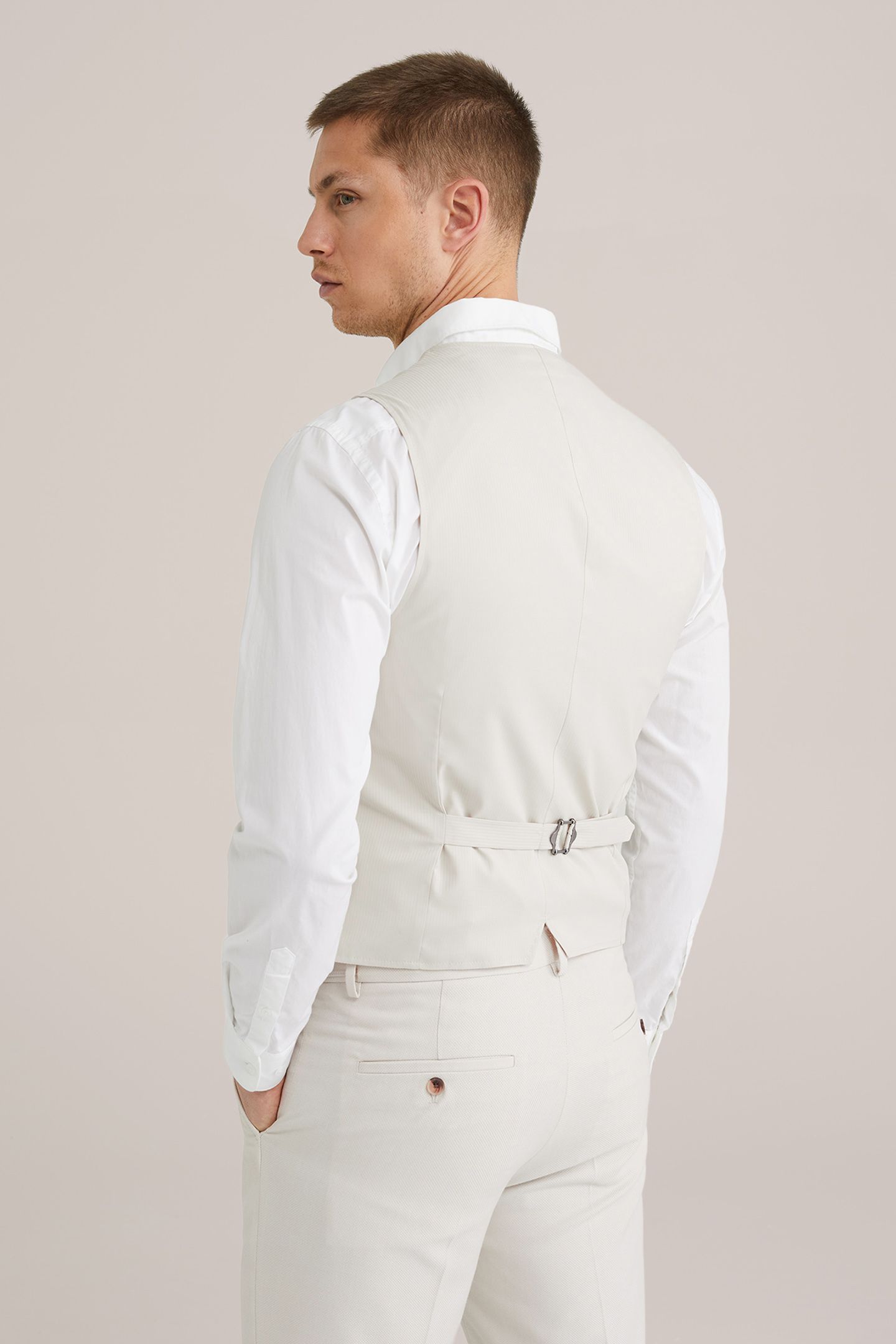 WAISTCOAT BEIGE 2