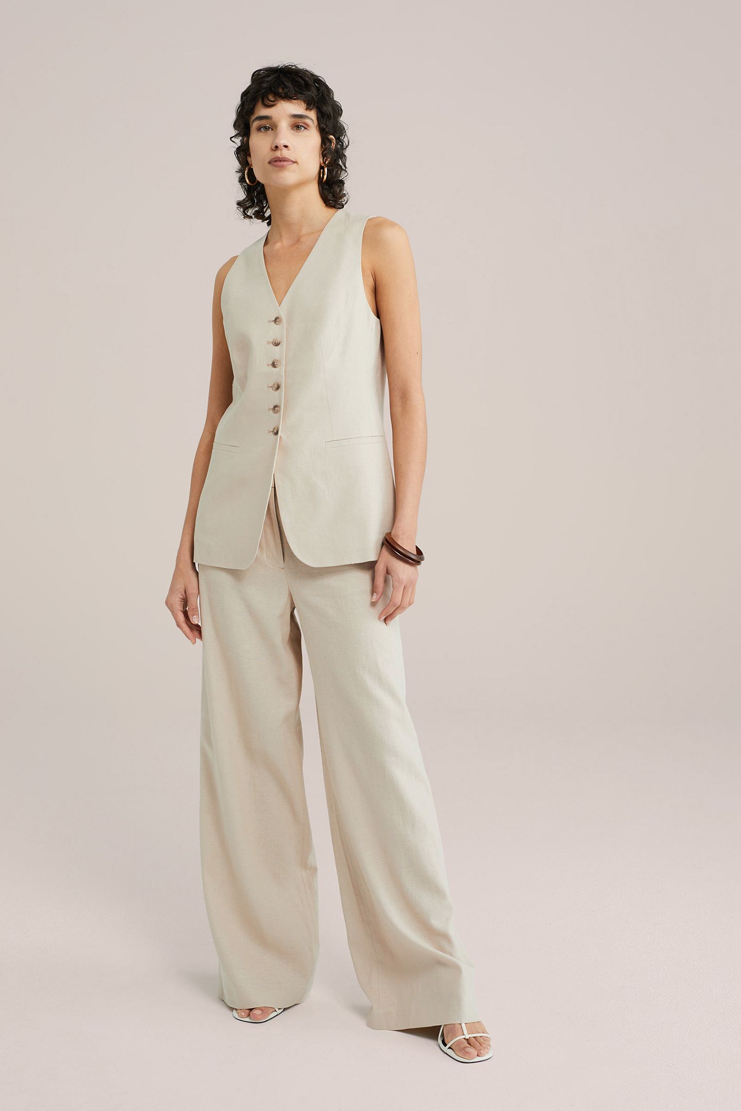WAISTCOAT BEIGE 3