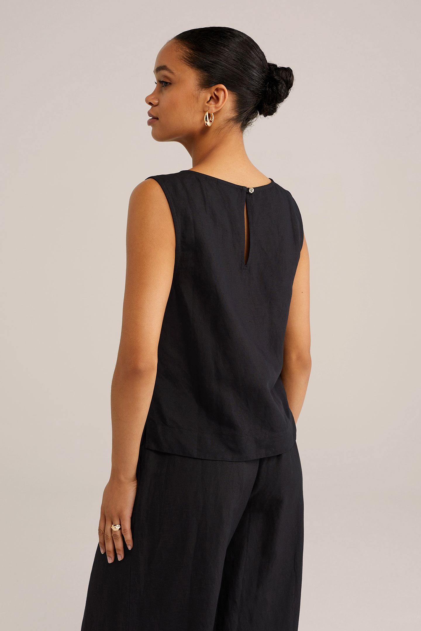 T-SHIRT BLACK 2
