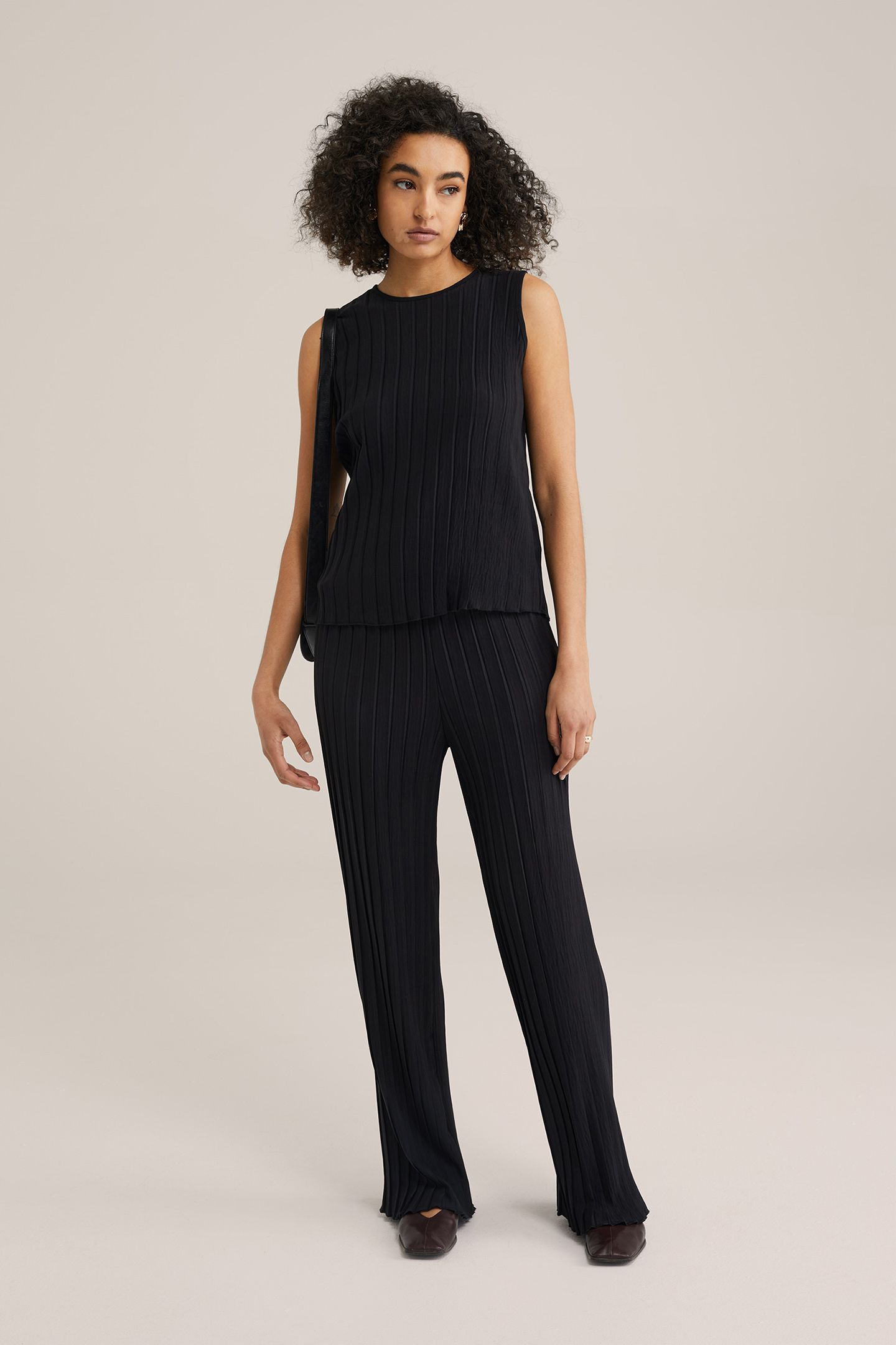 TROUSER BLACK 3