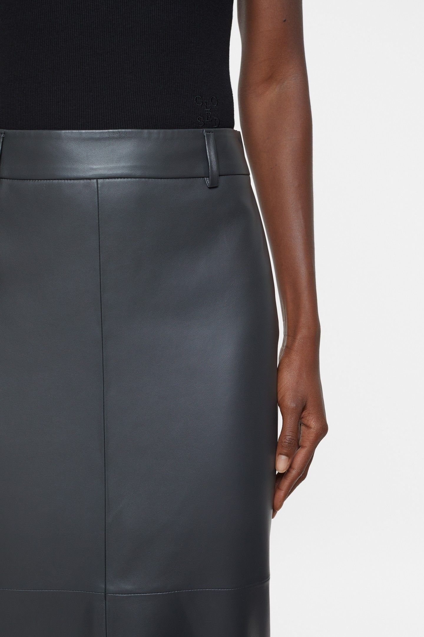 SLIM PENCIL SKIRT CHARCOAL 10