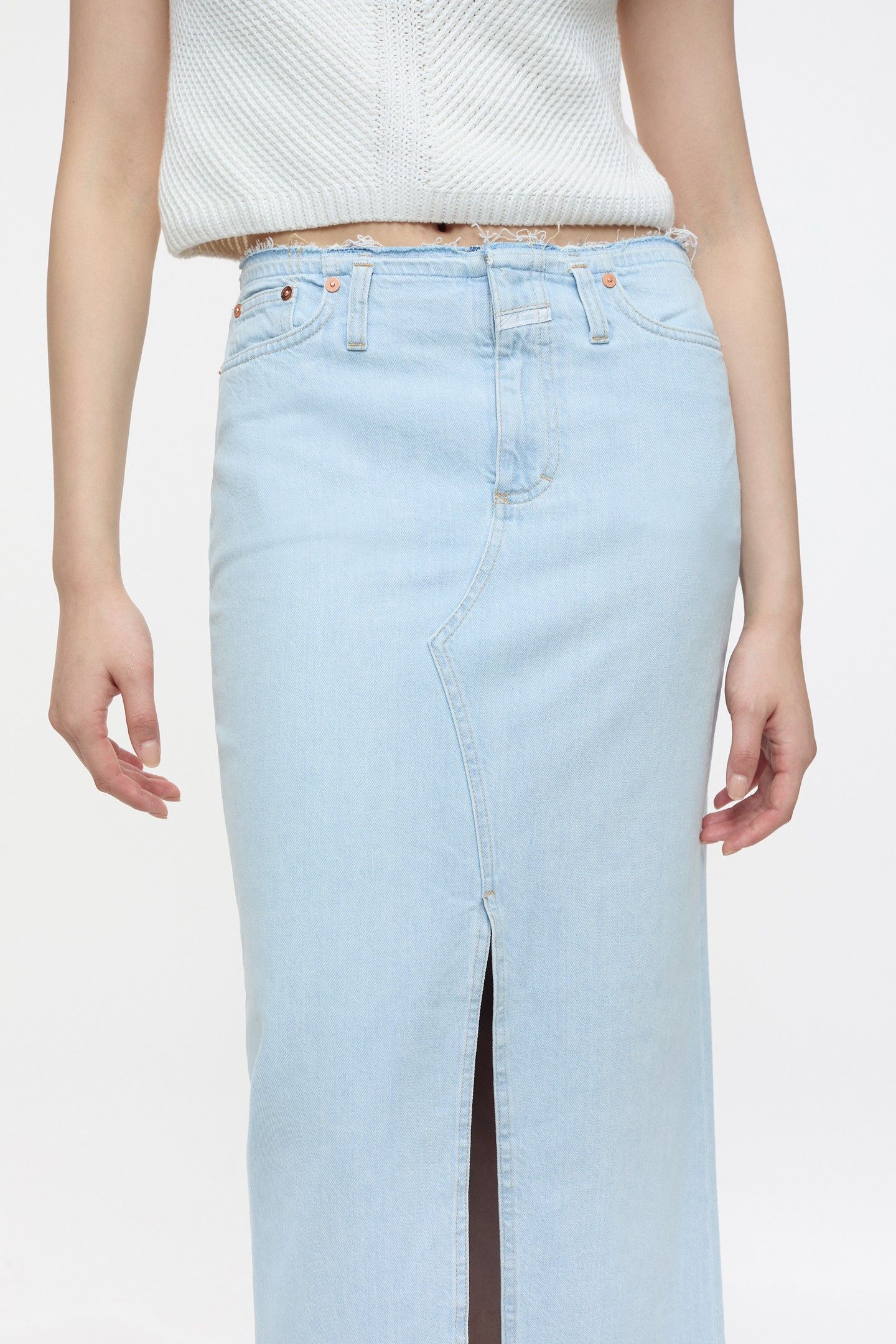LONG 5-POCKET SKIRT LIGHT BLUE 2
