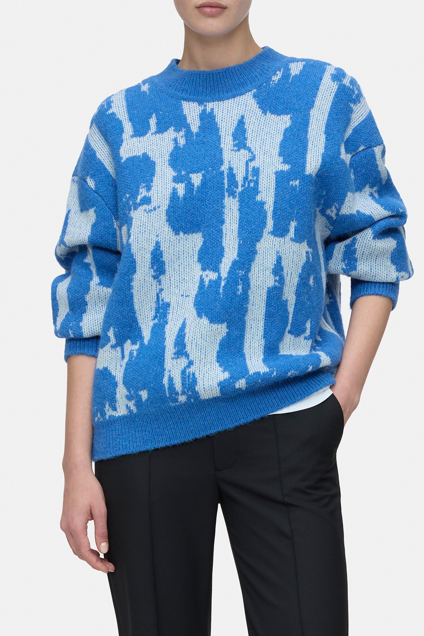 CREW NECK JACQUARD KNITS LAKE BLUE 1
