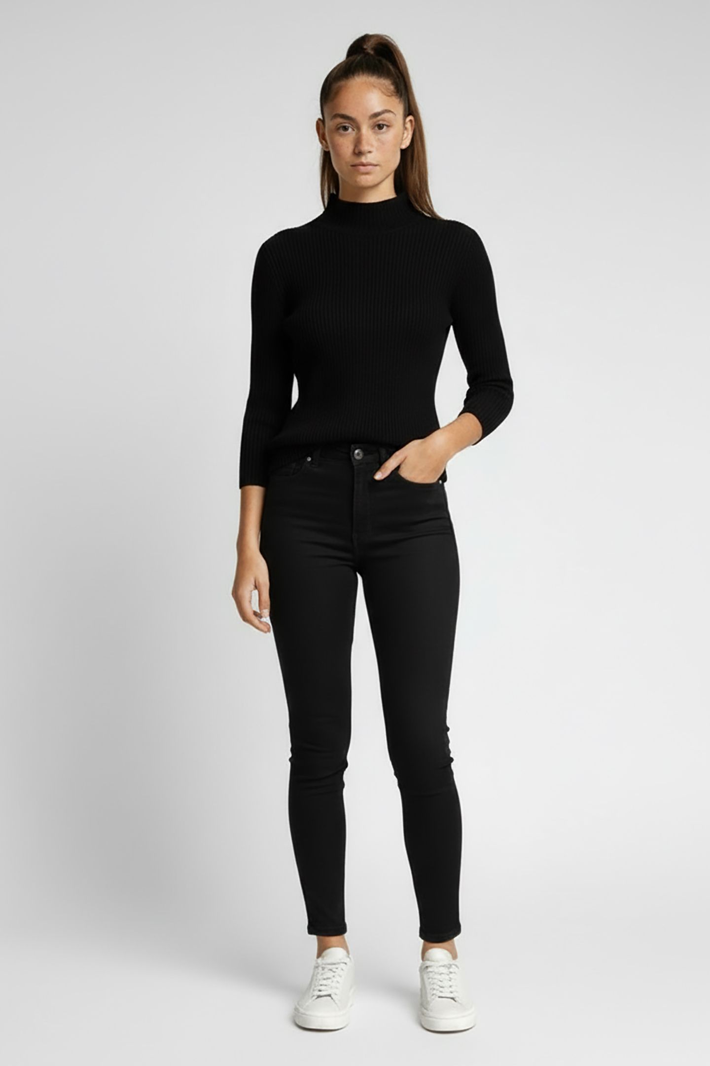 PULLOVER BLACK 1