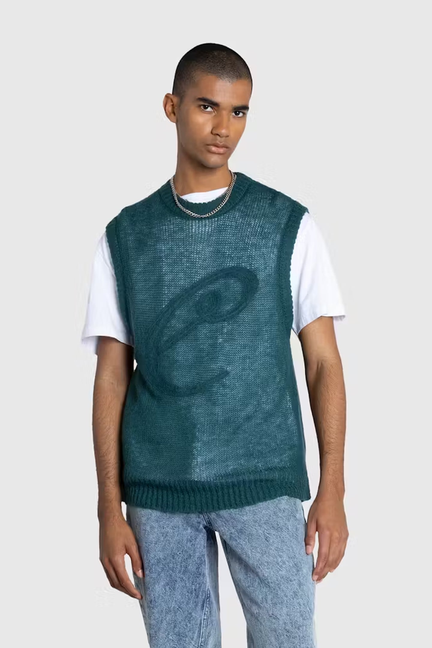 CAFÉ DE FLORE X HIGHSNOBIETY – SCRIPT SWEATER VEST GREEN 1