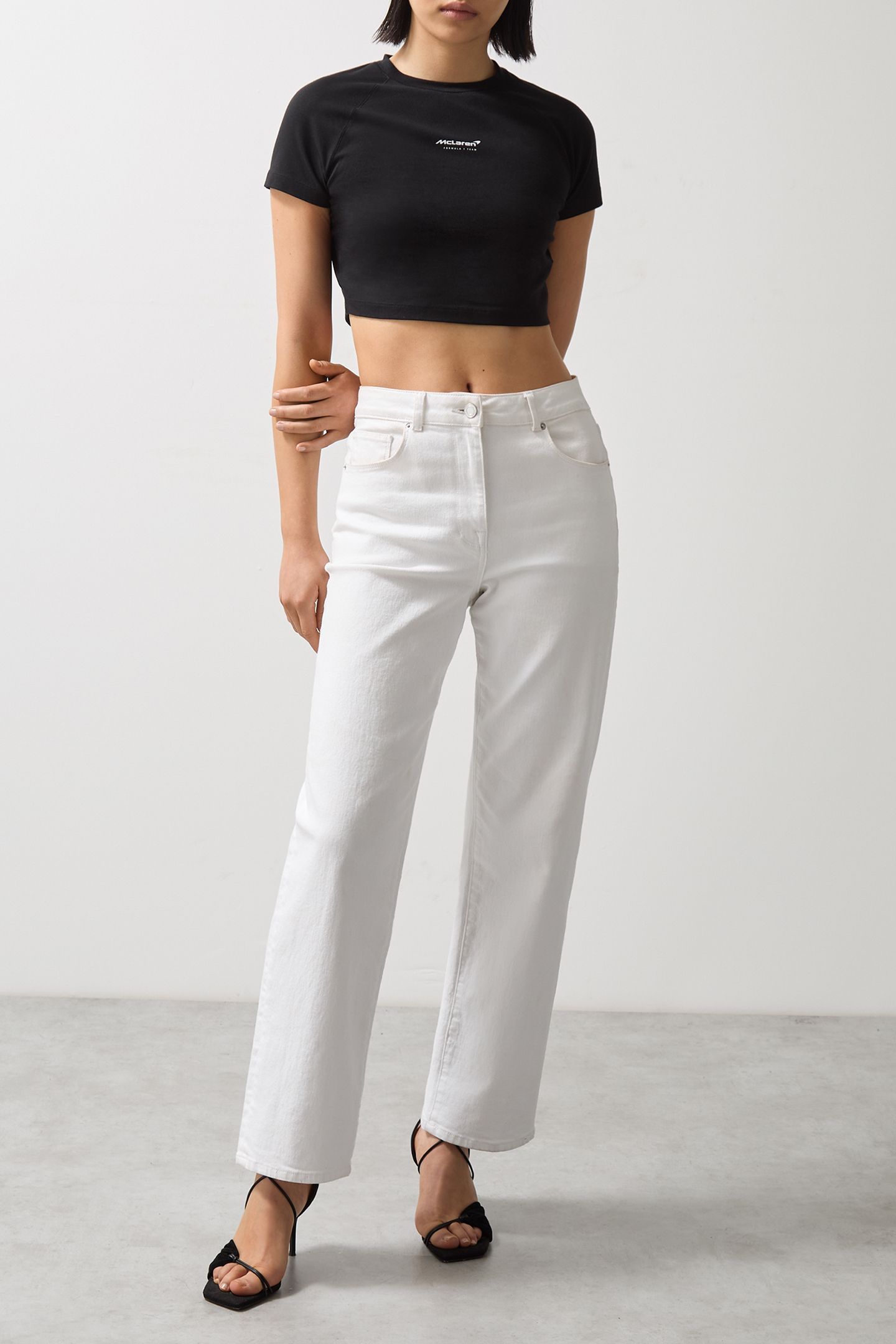 SS CROPPED TSHIRT BLACK 1