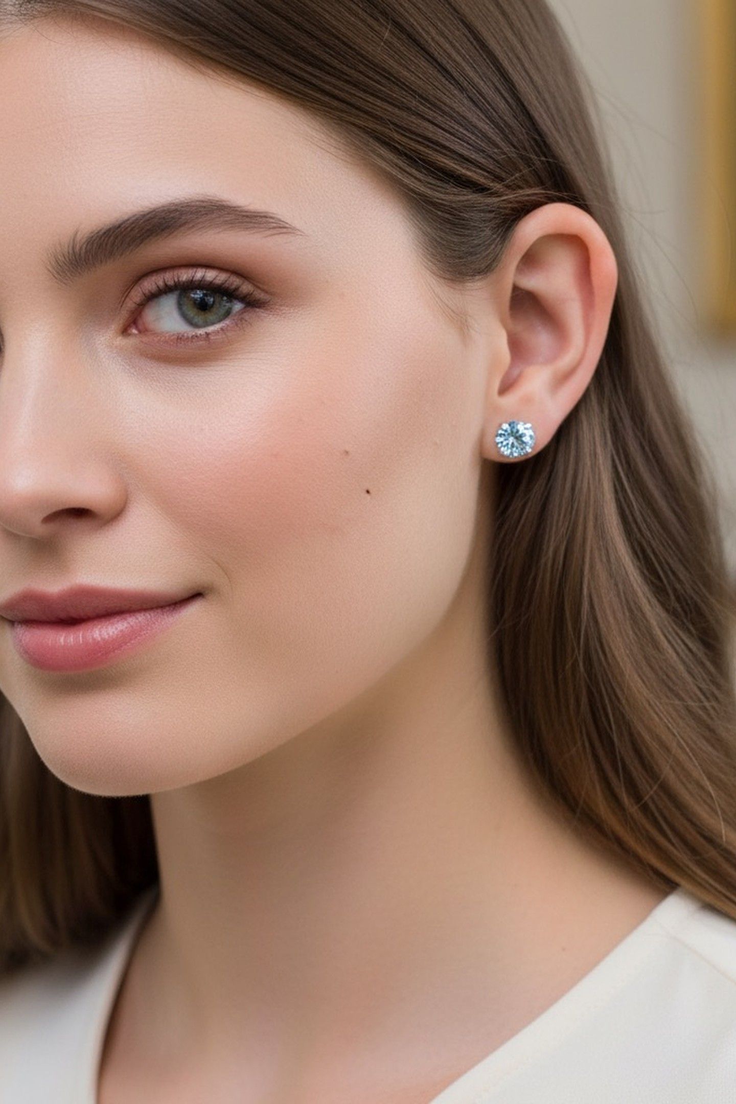 LIGHT SAPPHIRE EARPINS 3