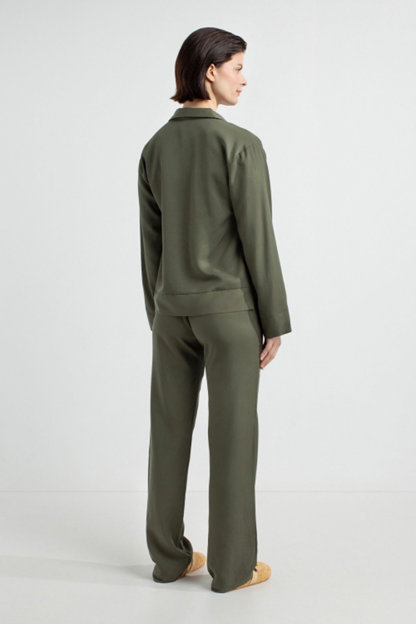 AMELIA BLOUSE PESTO 3