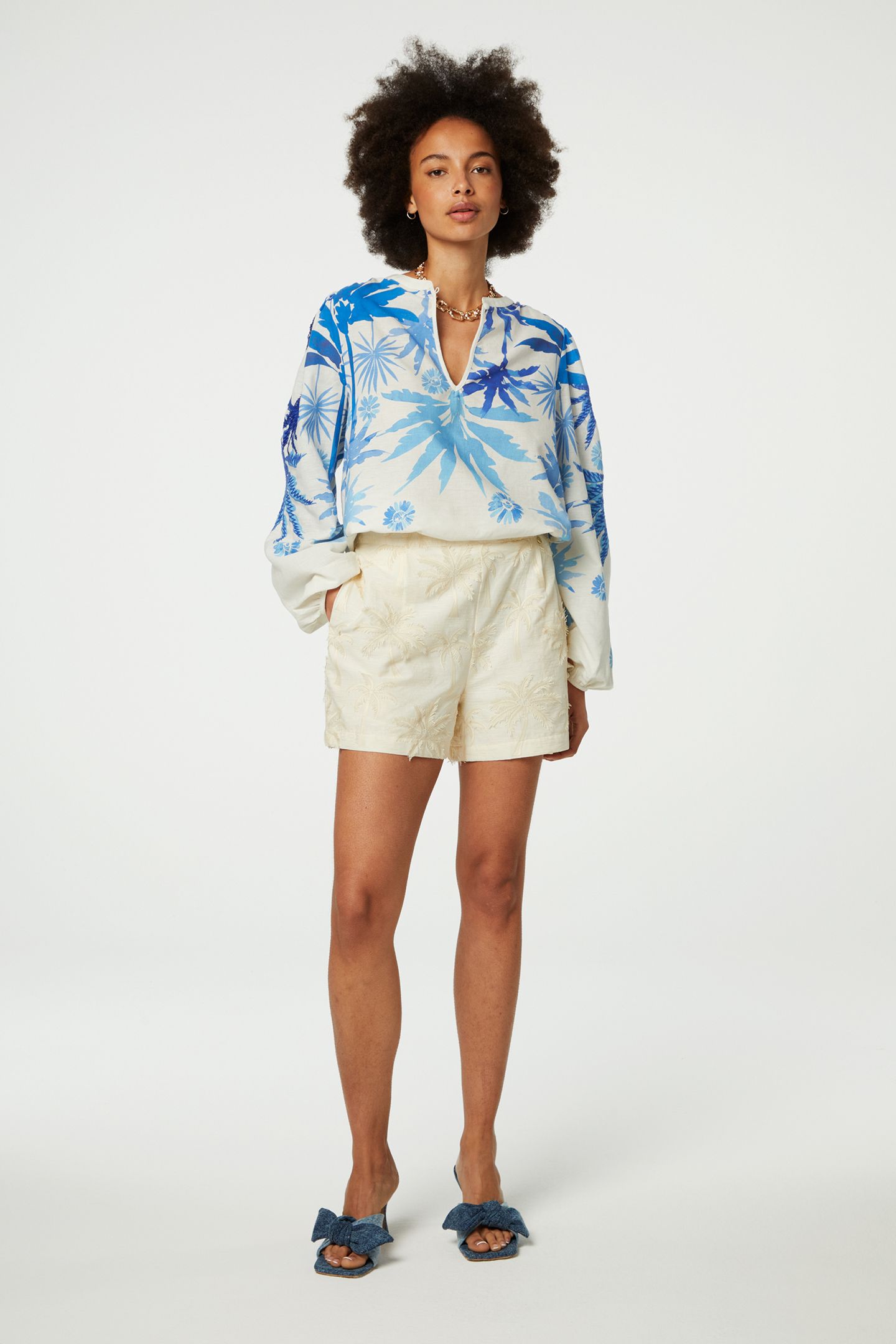 CARLY TOP WARM WHITE/BRIGHT BL 2