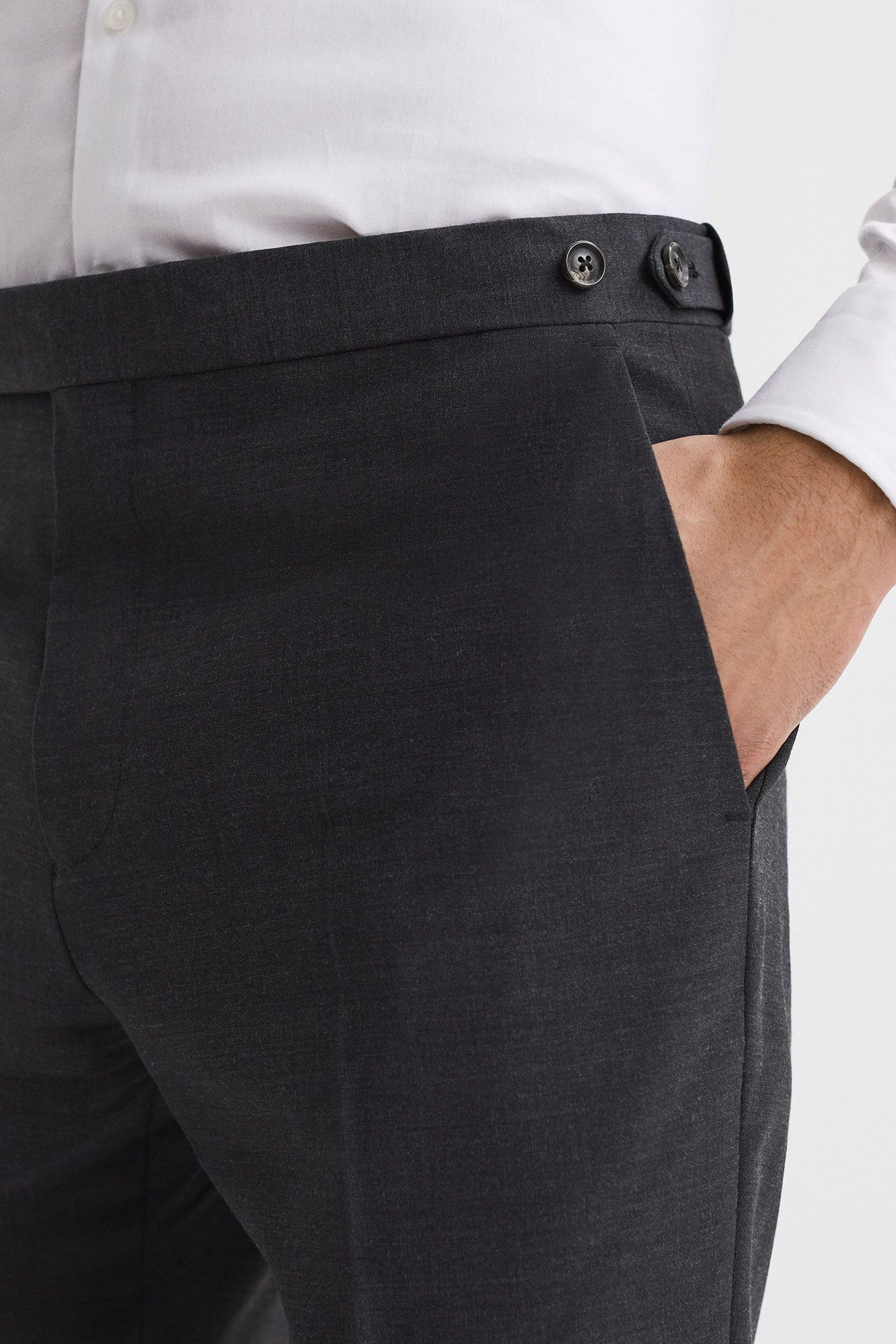 MODERN FIT TRAVEL TROUSER NAVY 10