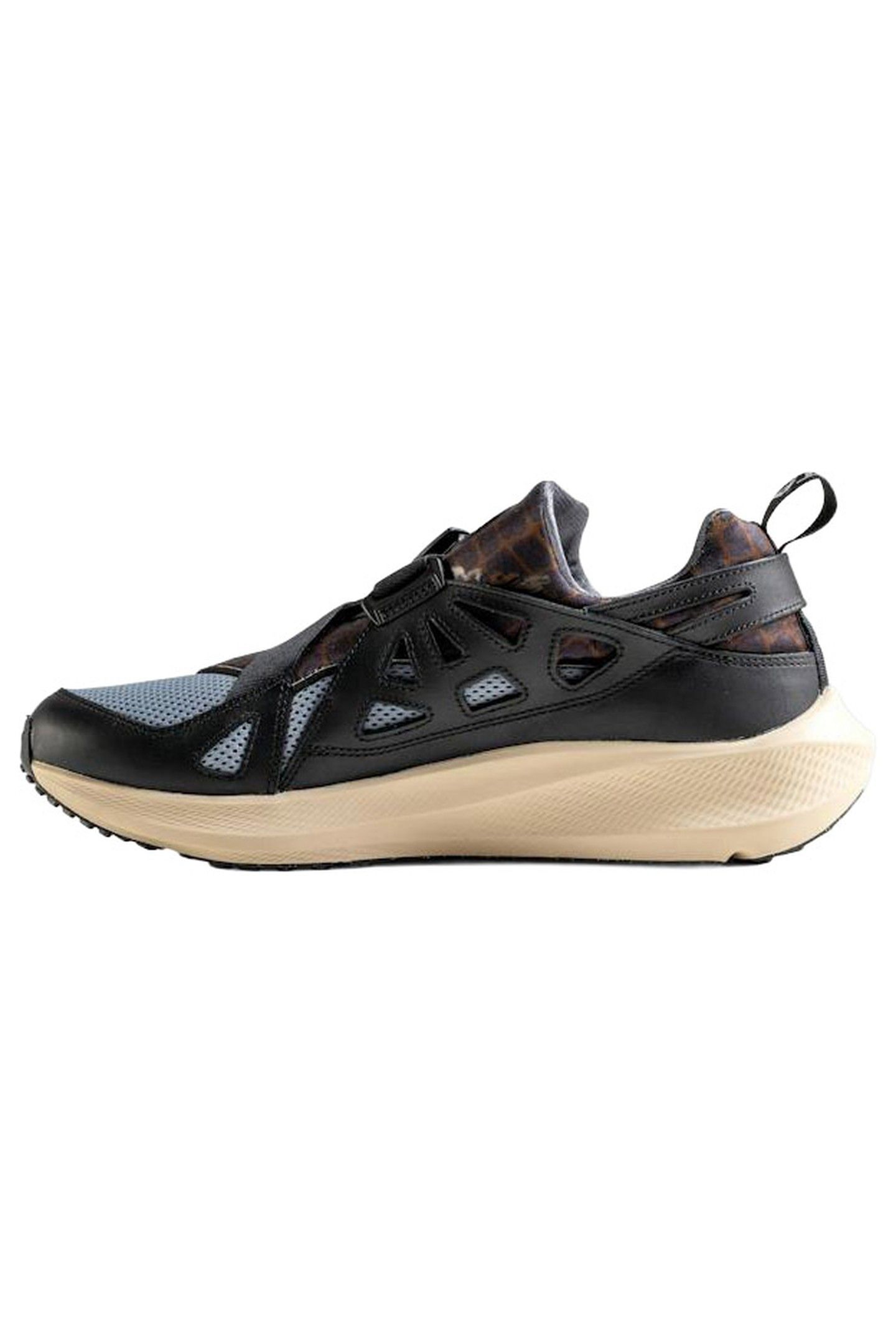 NIKE X  PATTA – AIR HUARACHE 20Y24 BLACK/COOL GREY/SANDDRIFT 1