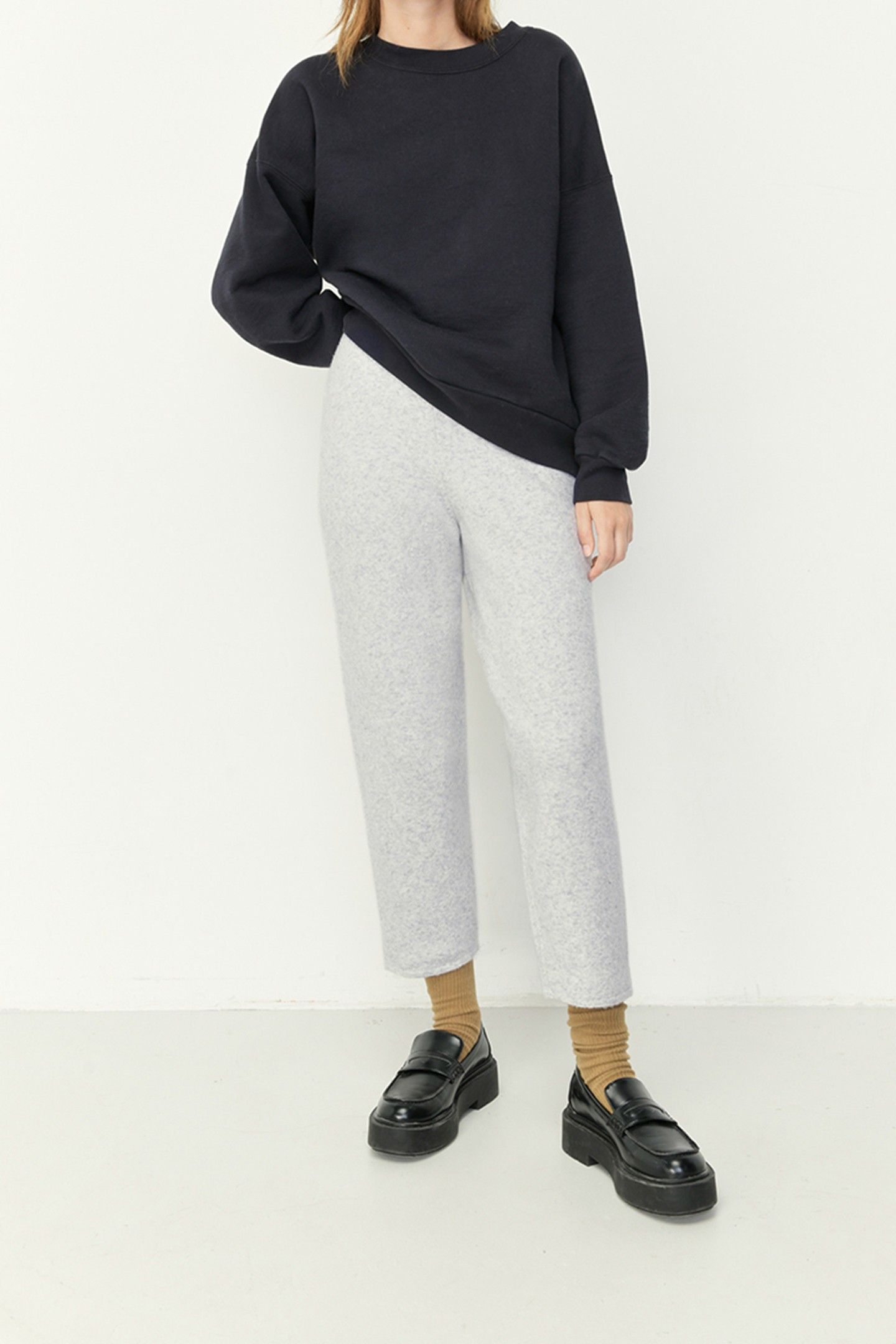 STRAIGHT JOGGING CHINA GREY 2