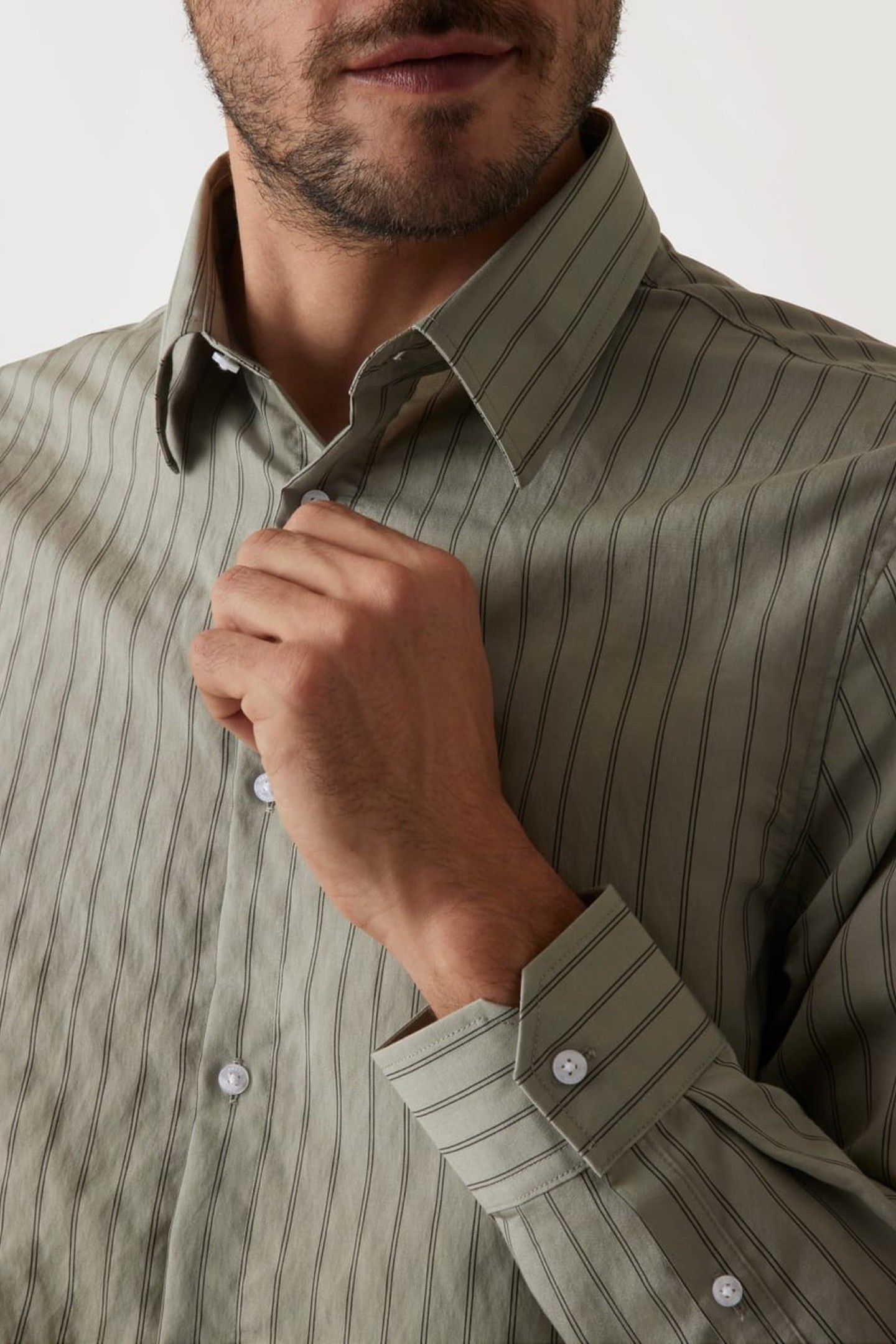 MARCIANO BY GUESS JOE IT COLLAR NOTCHE MOSSY GREEN & BLK ST 5